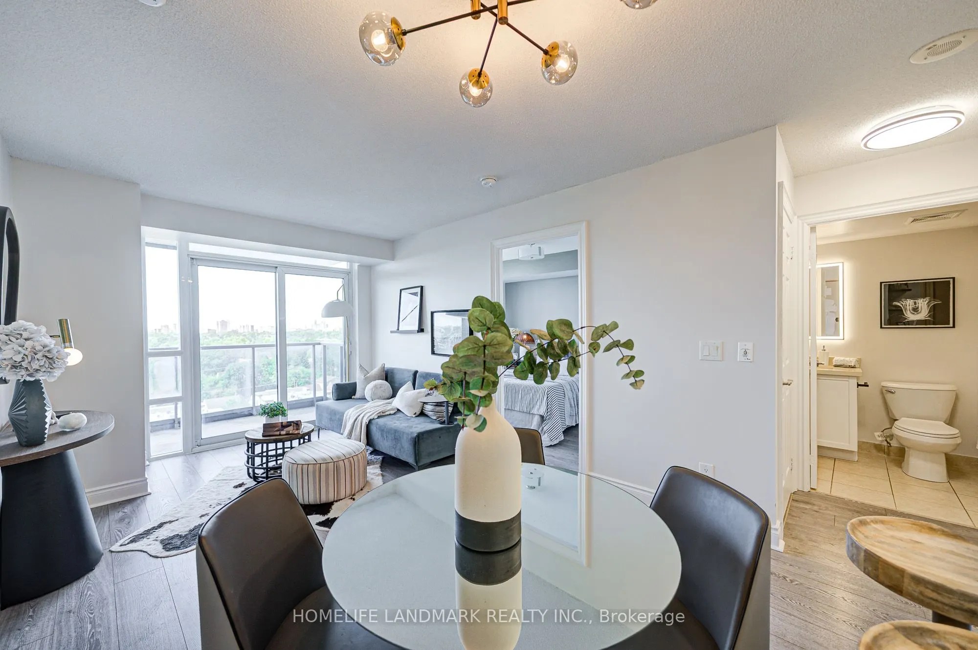 15 Greenview Avenue, #1011