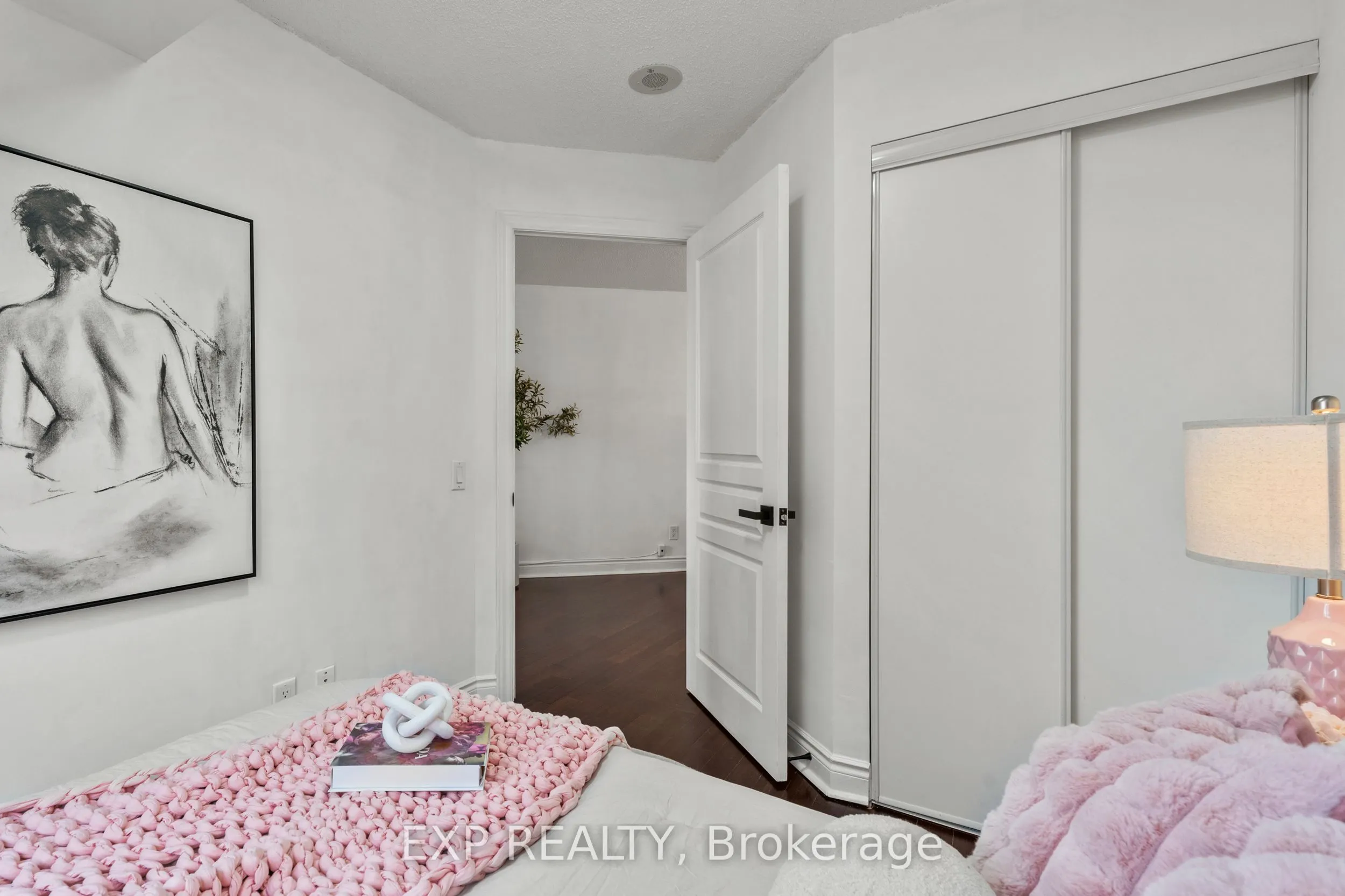 15 Northtown Way, #1222