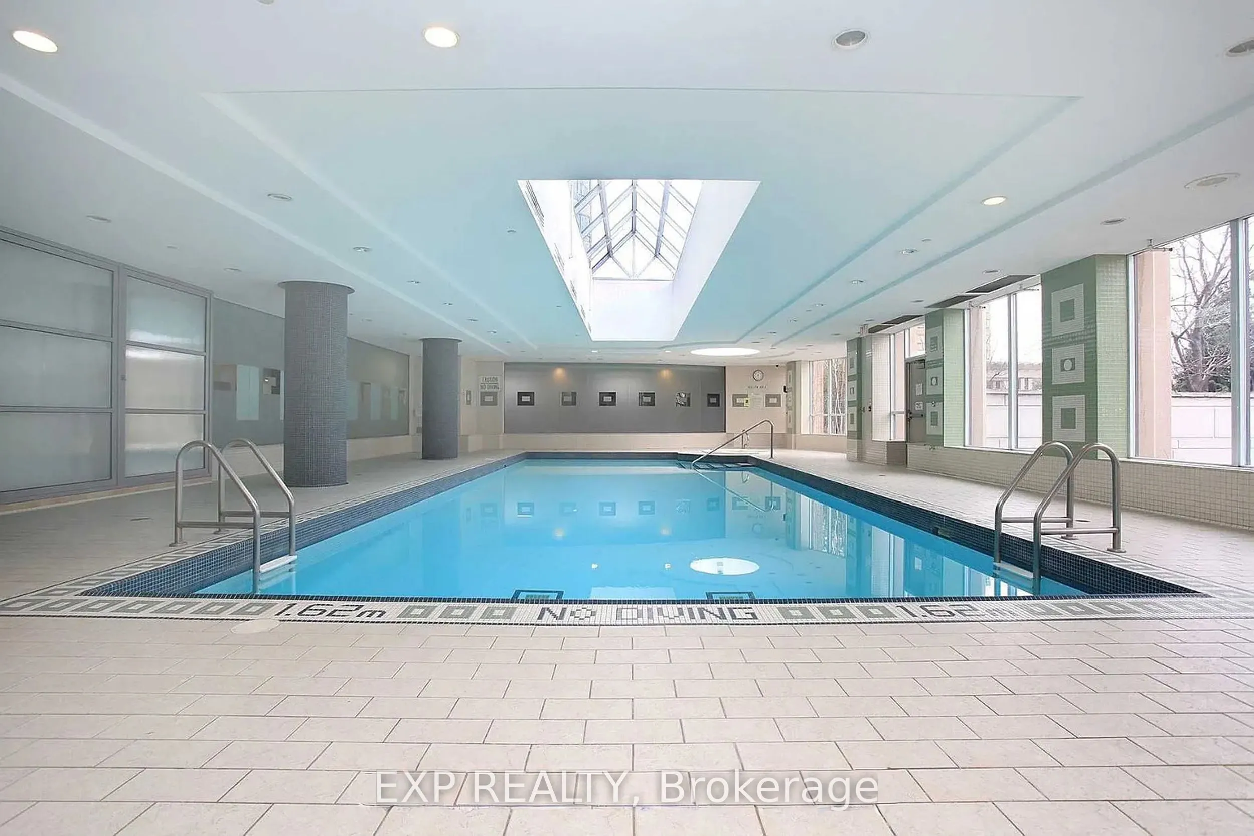 15 Northtown Way, #1222