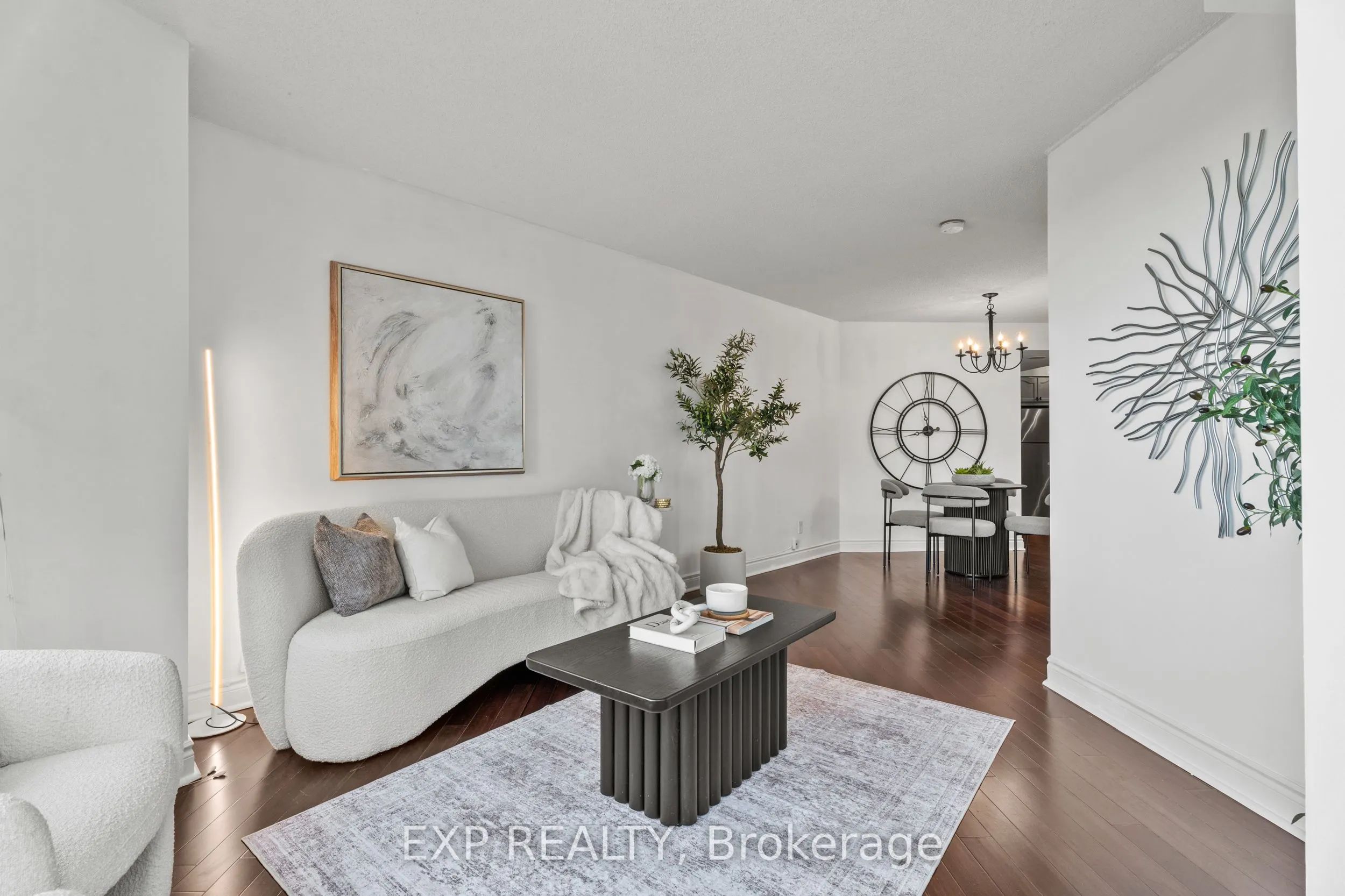 15 Northtown Way, #1222