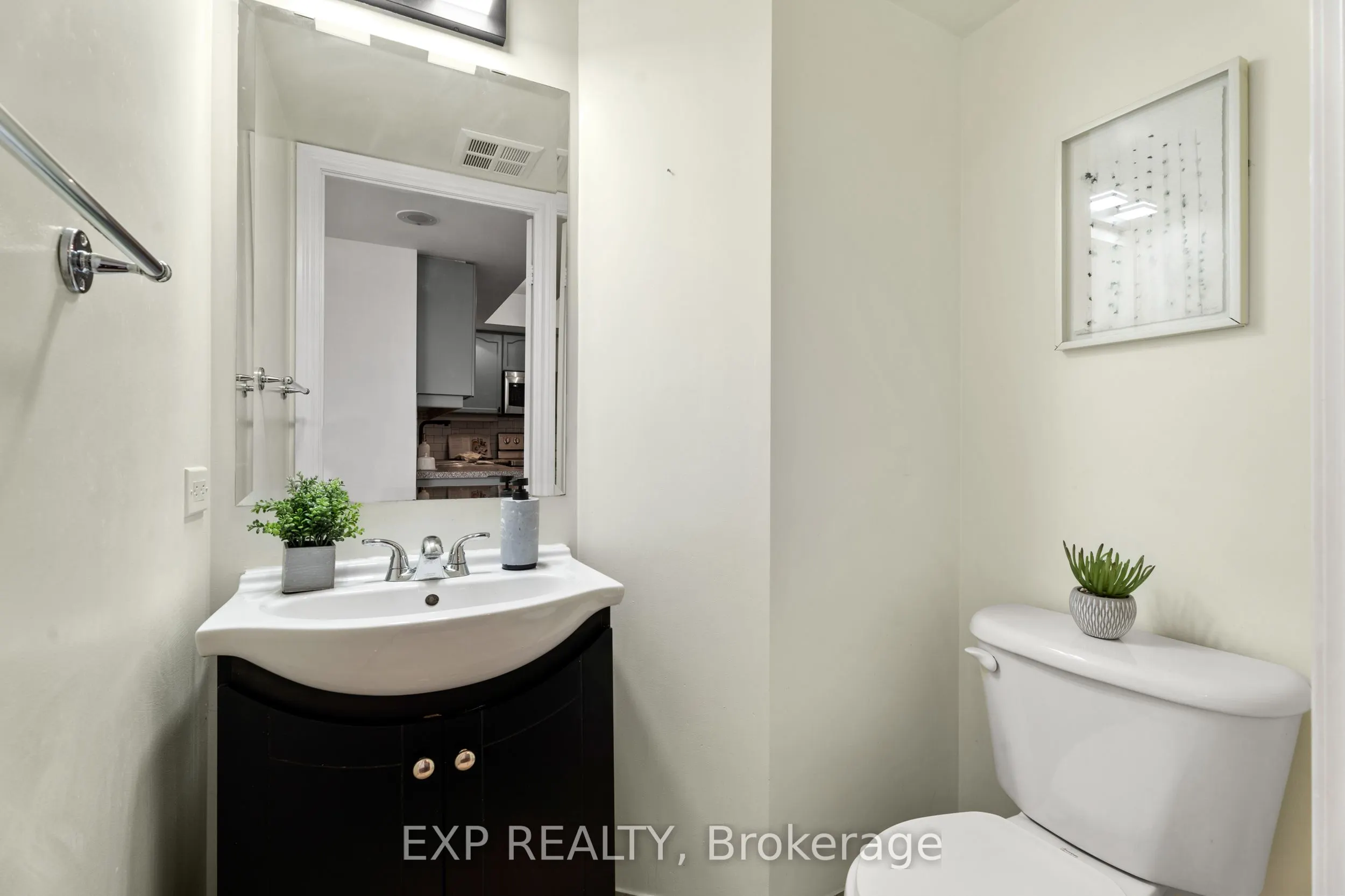 15 Northtown Way, #1222