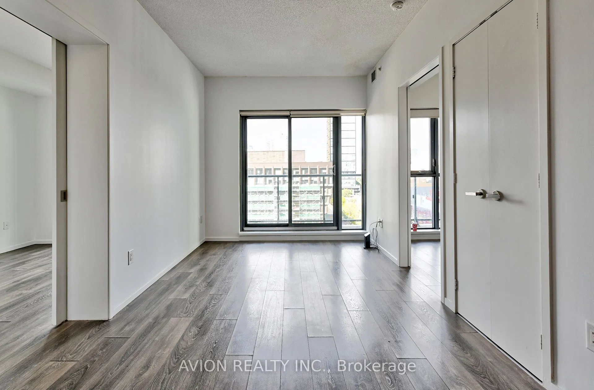 159 Dundas Street E, #1207