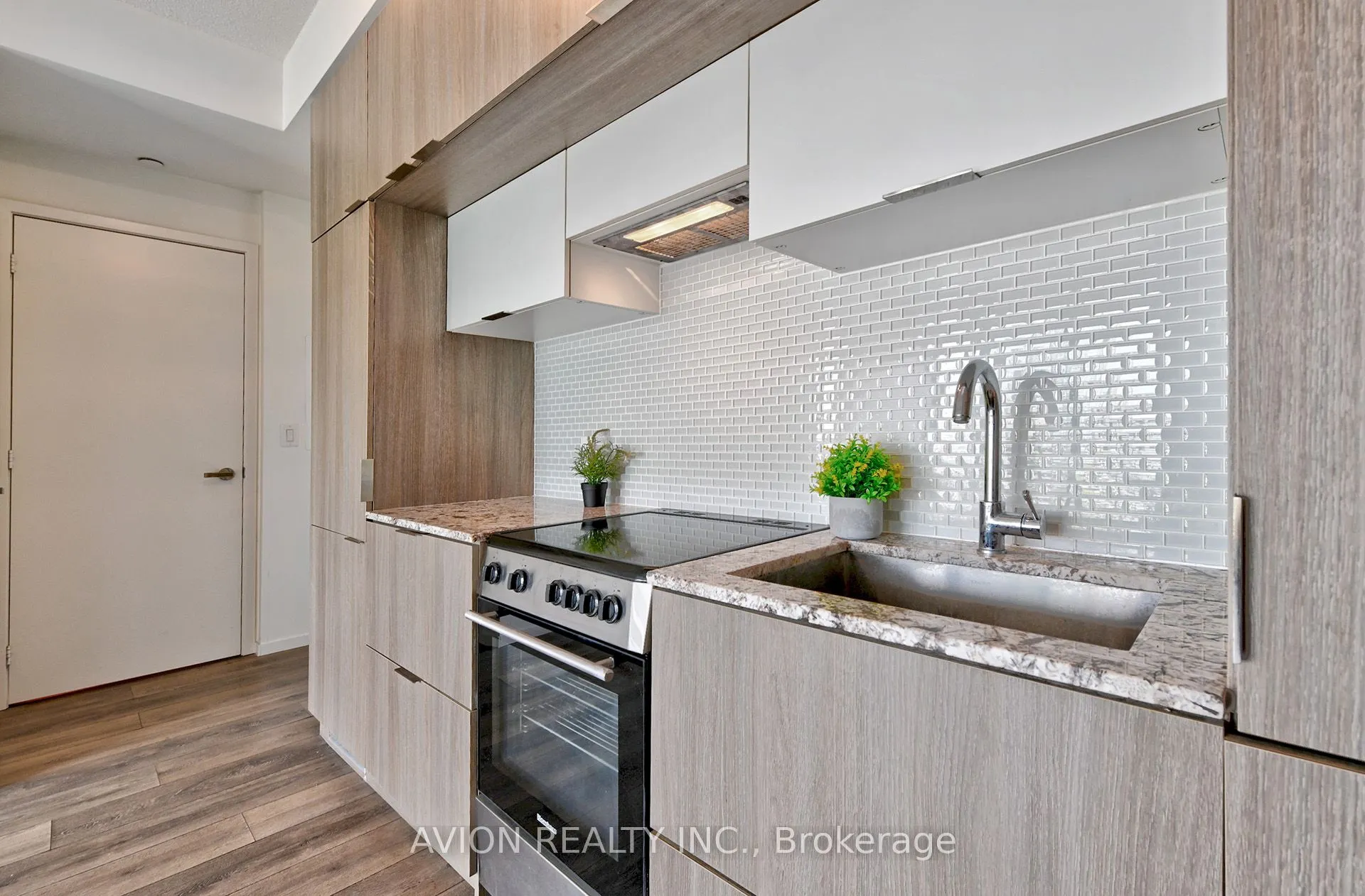 159 Dundas Street E, #1207