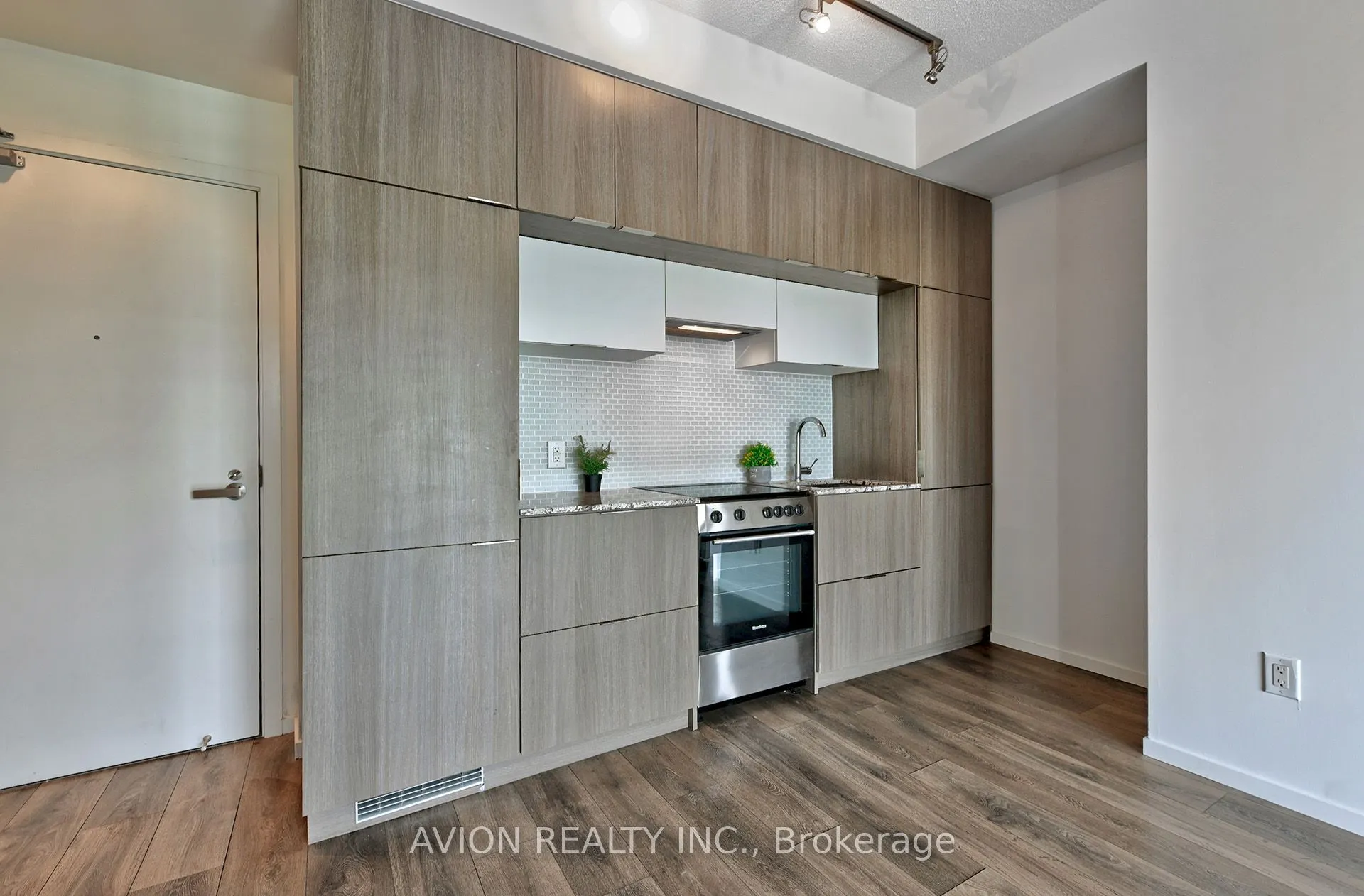 159 Dundas Street E, #1207