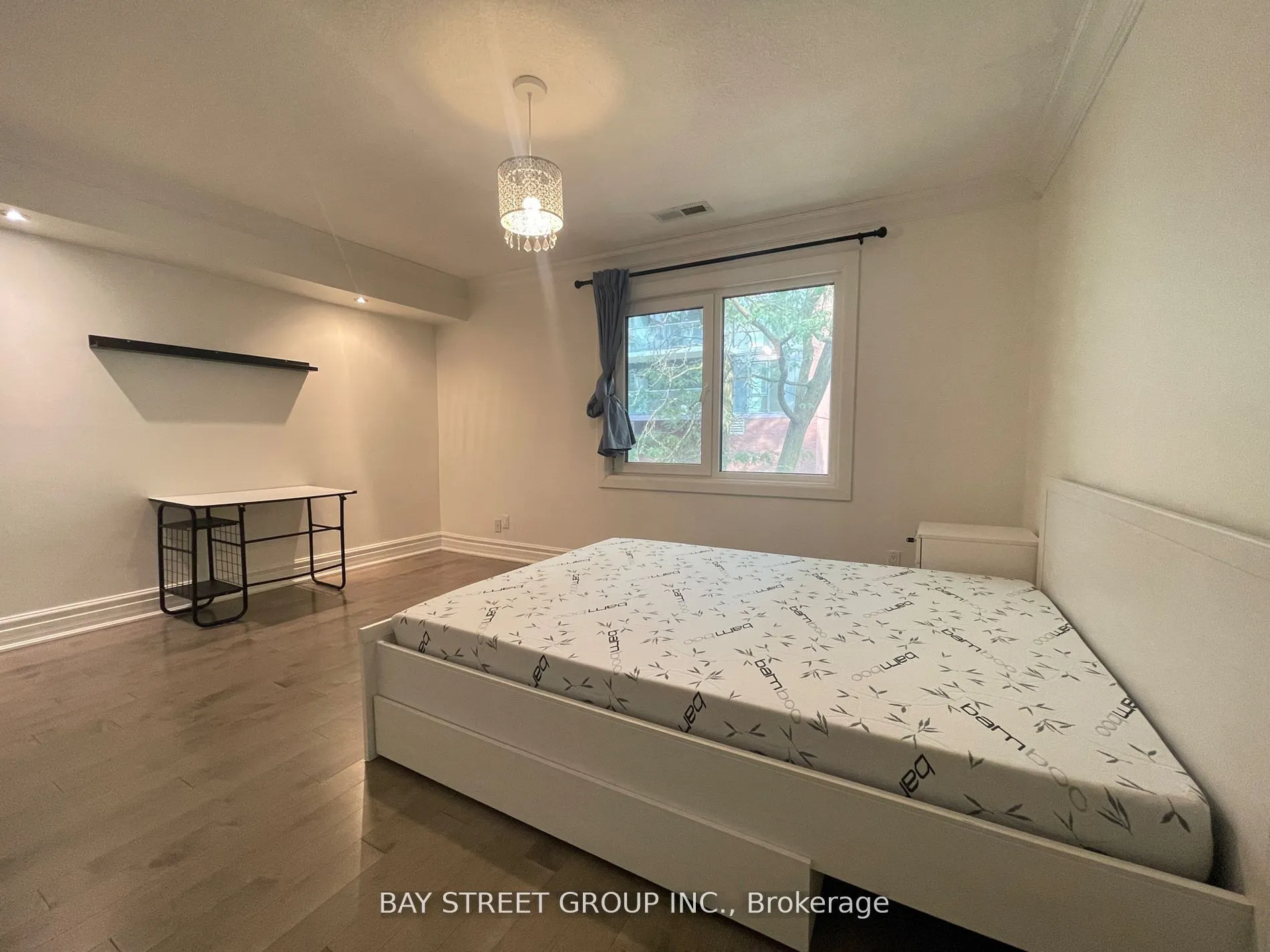 217 Mutual Street, #Room 2