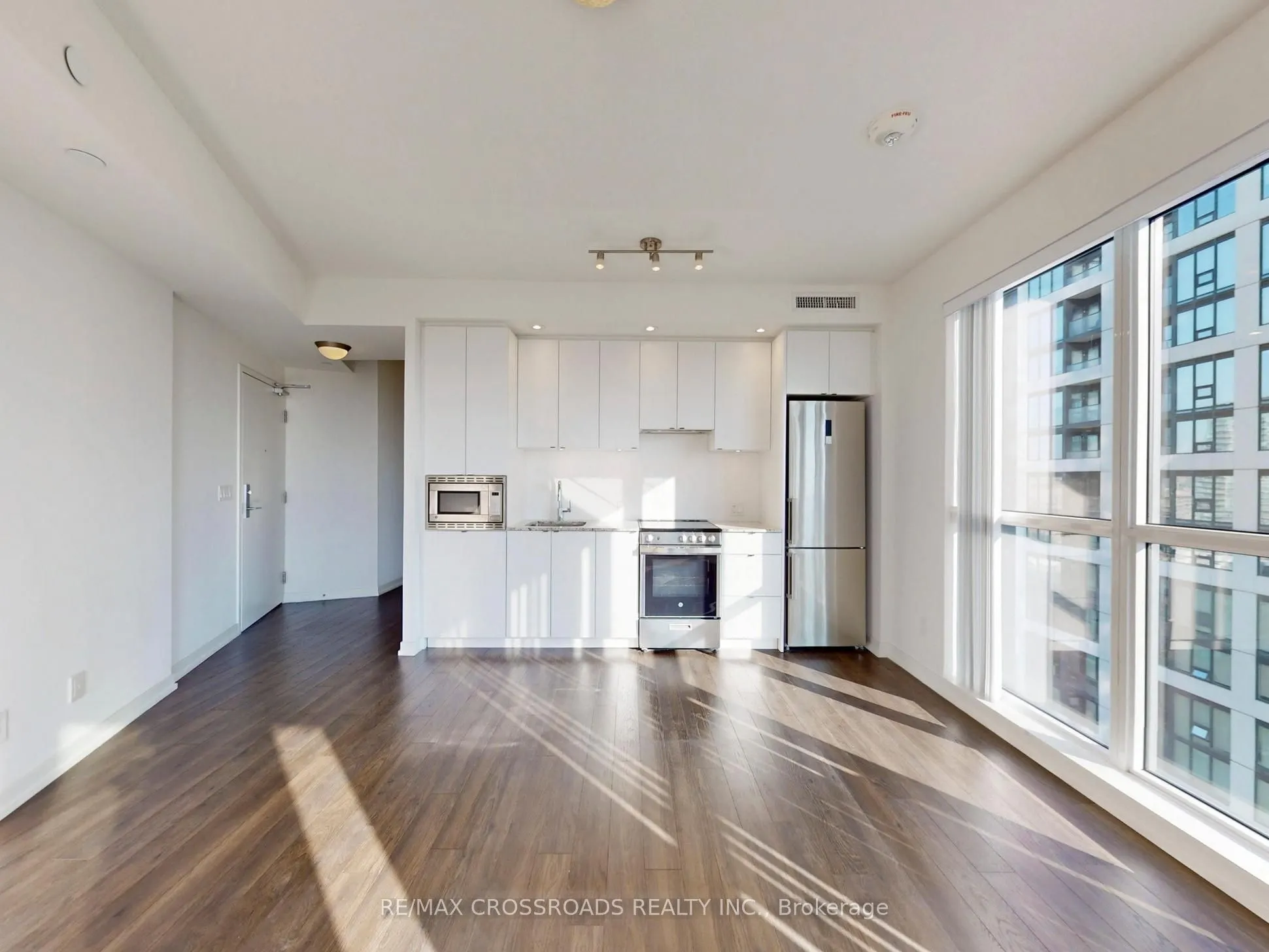 49 East Liberty Street, #1502