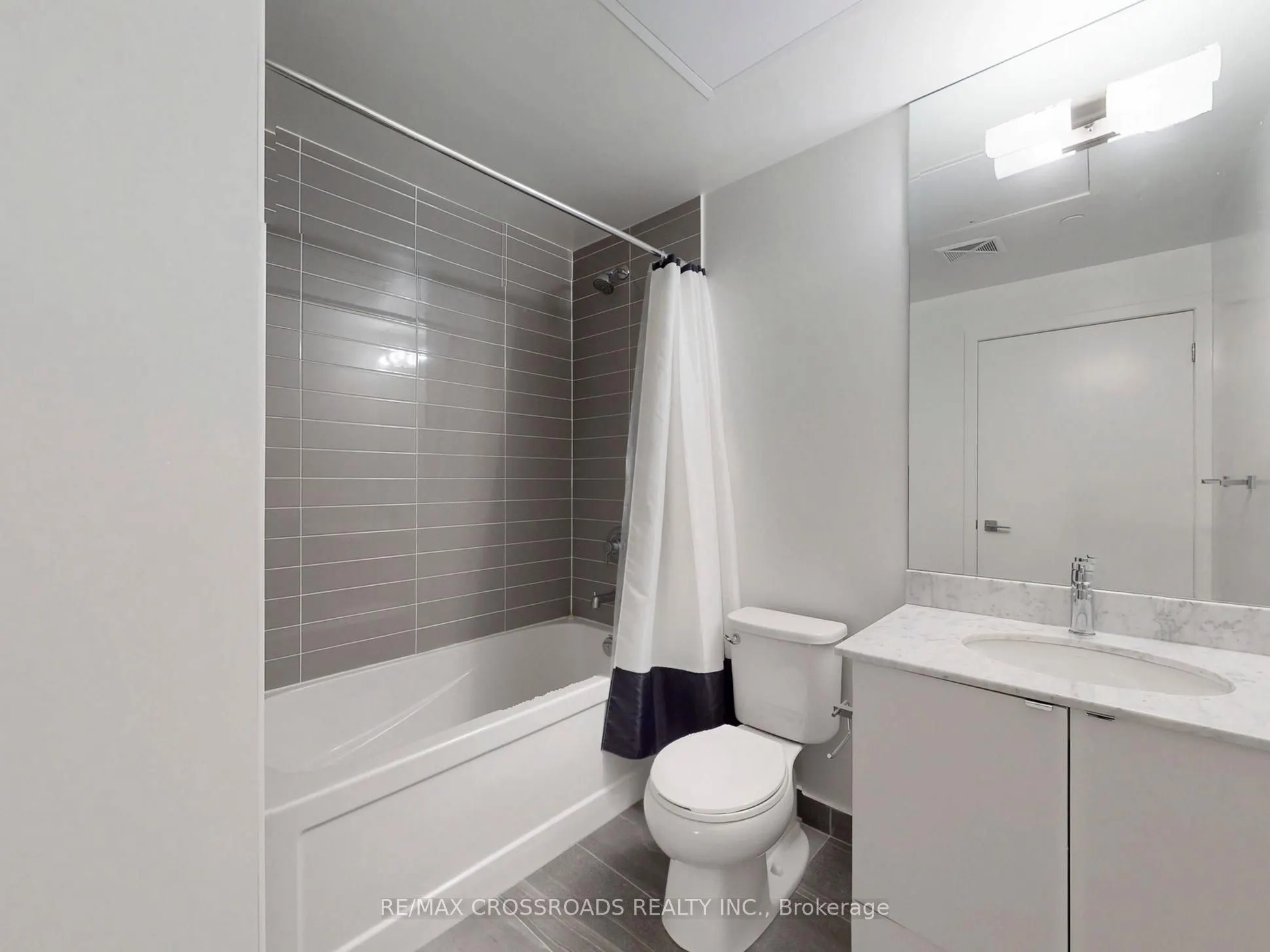 49 East Liberty Street, #1502