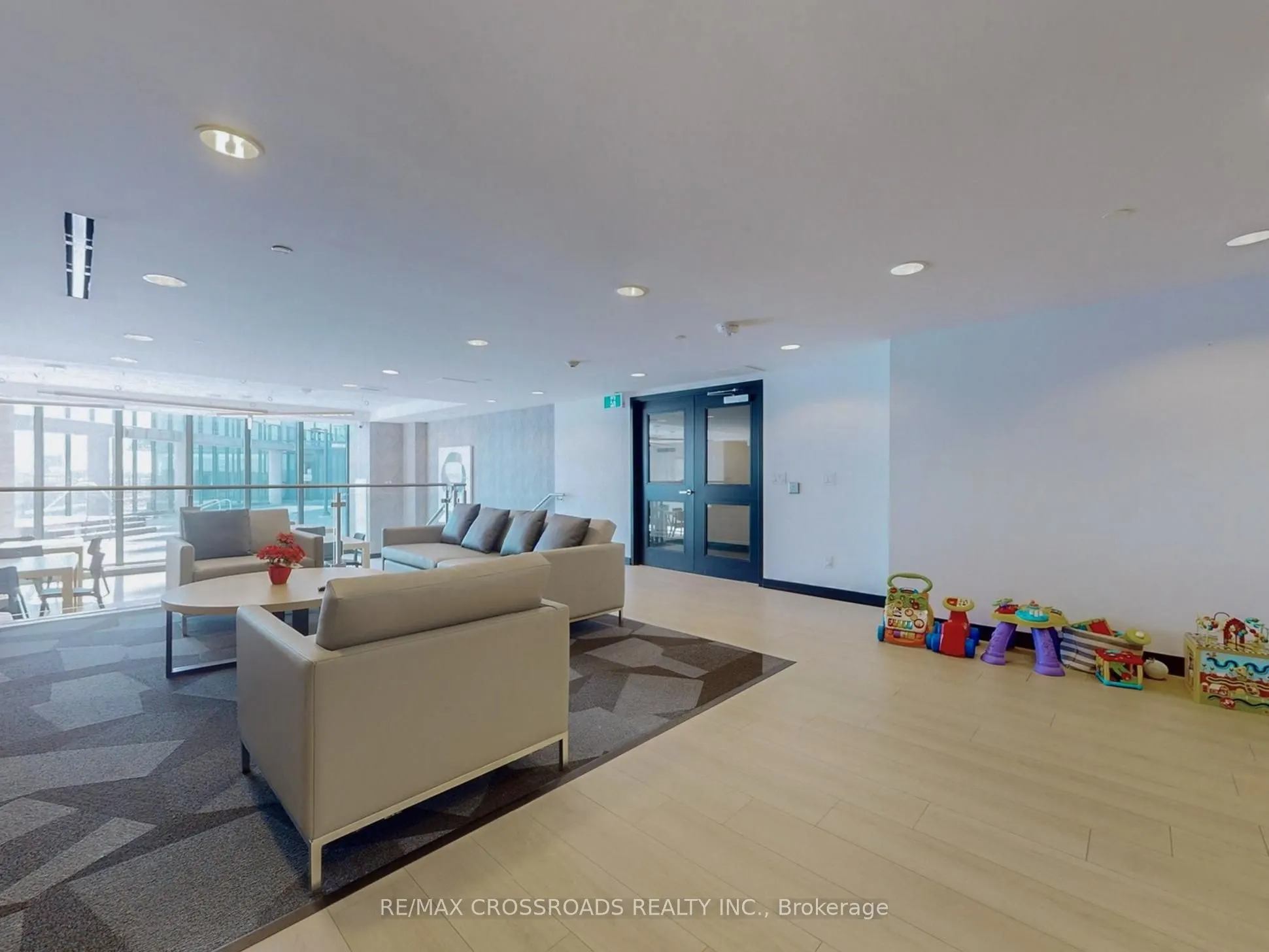 49 East Liberty Street, #1502