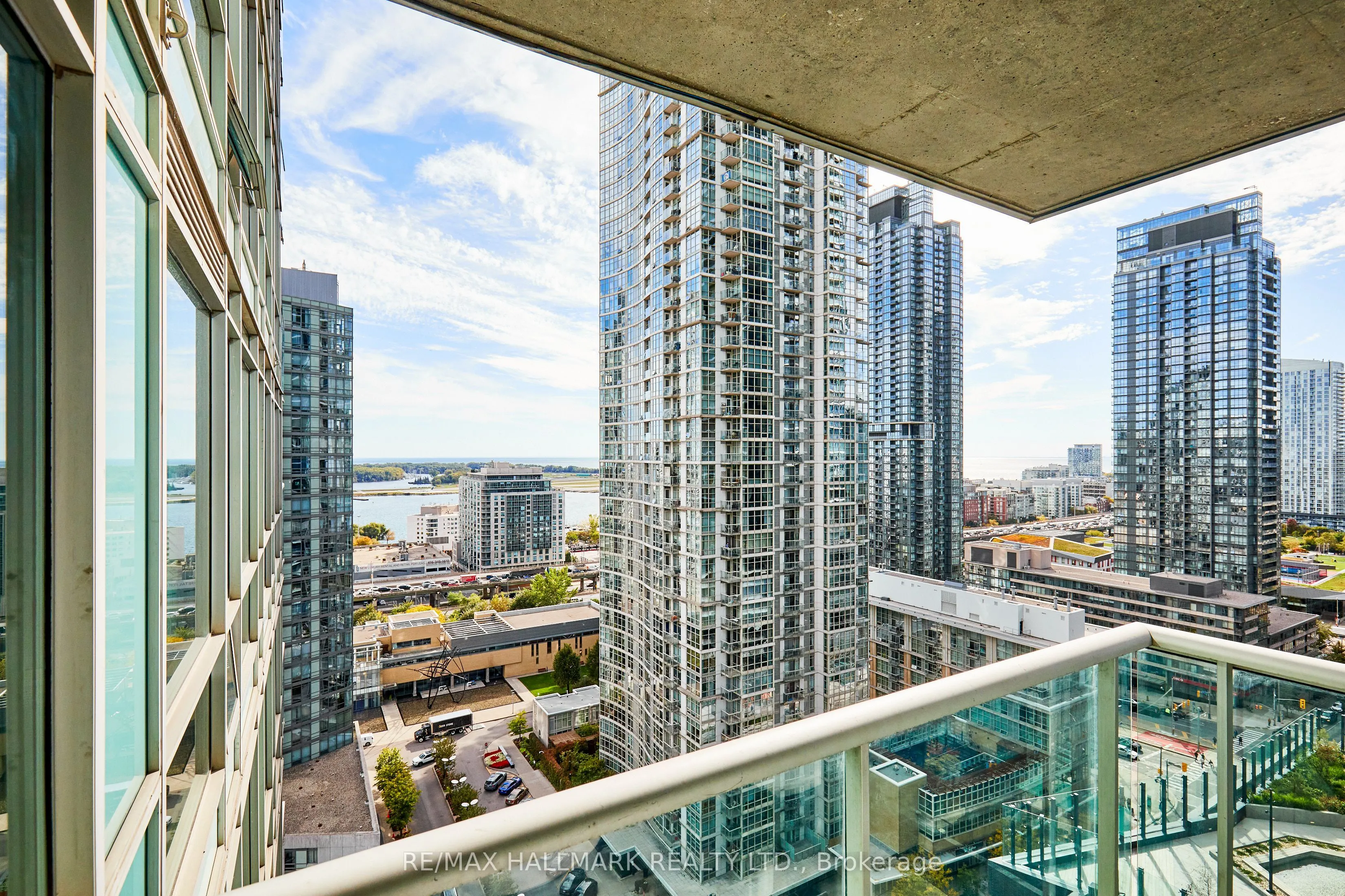 81 Navy Wharf Court, #2306