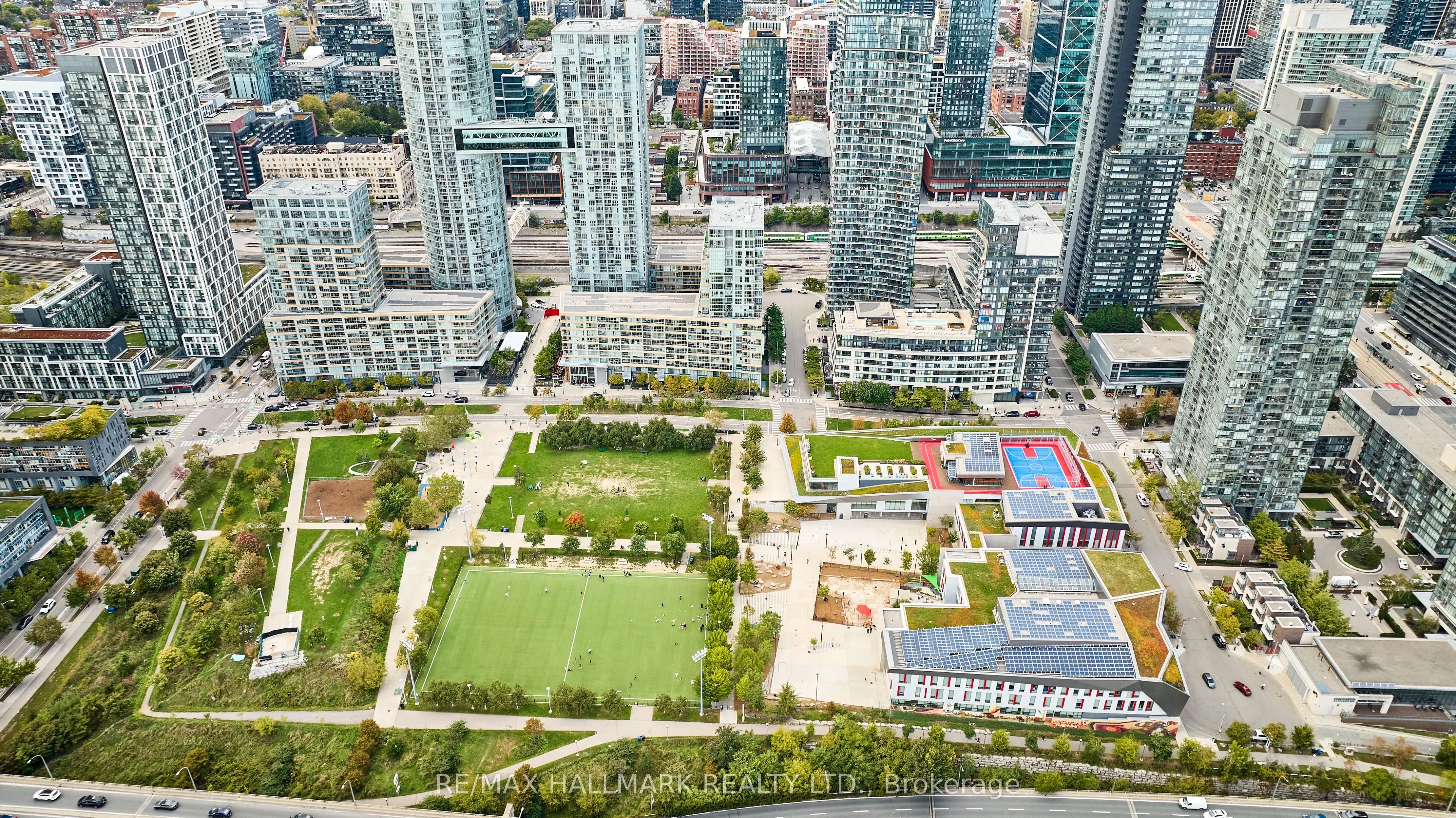 81 Navy Wharf Court, #2306