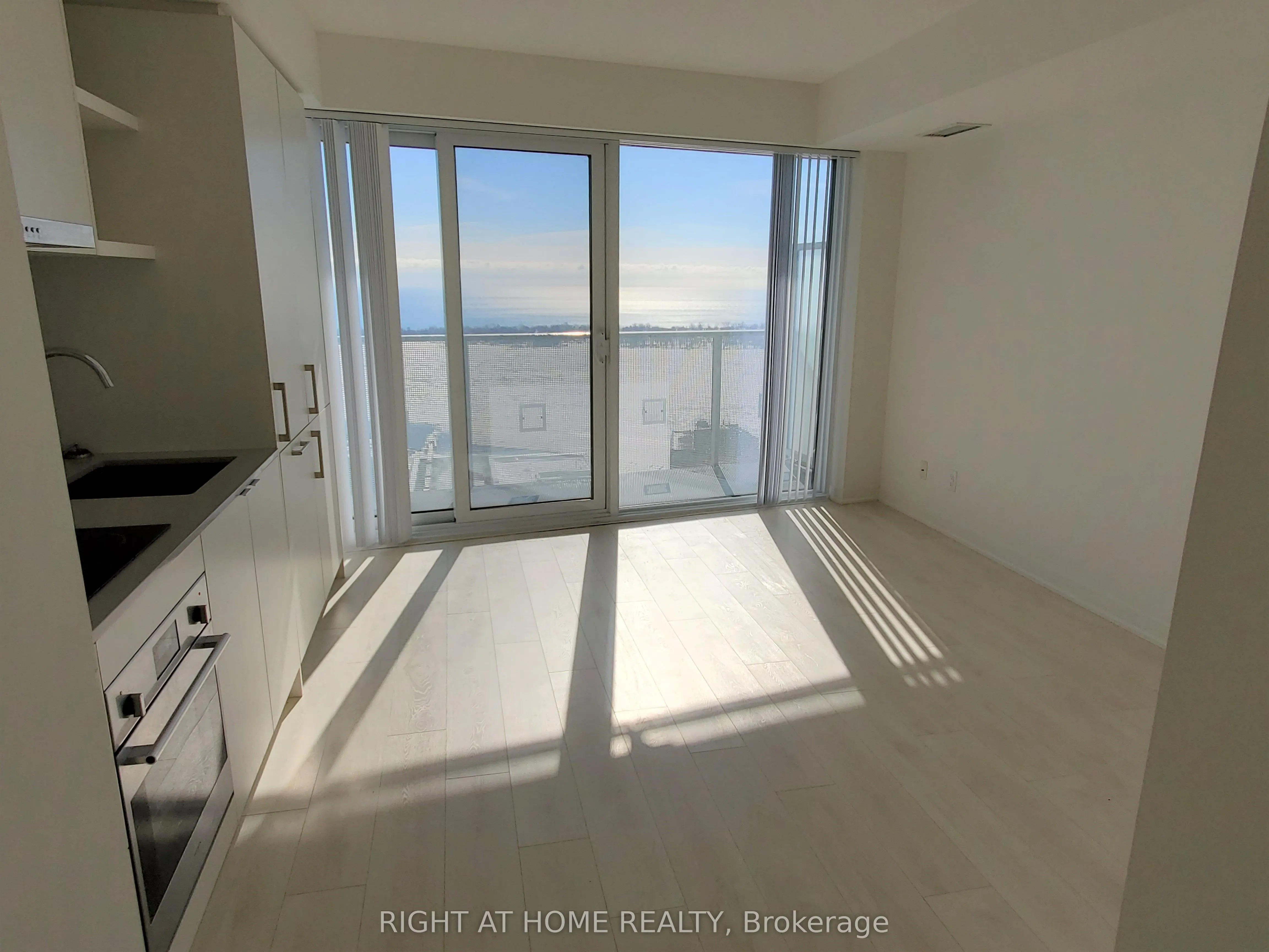 100 Harbour Street, #5408