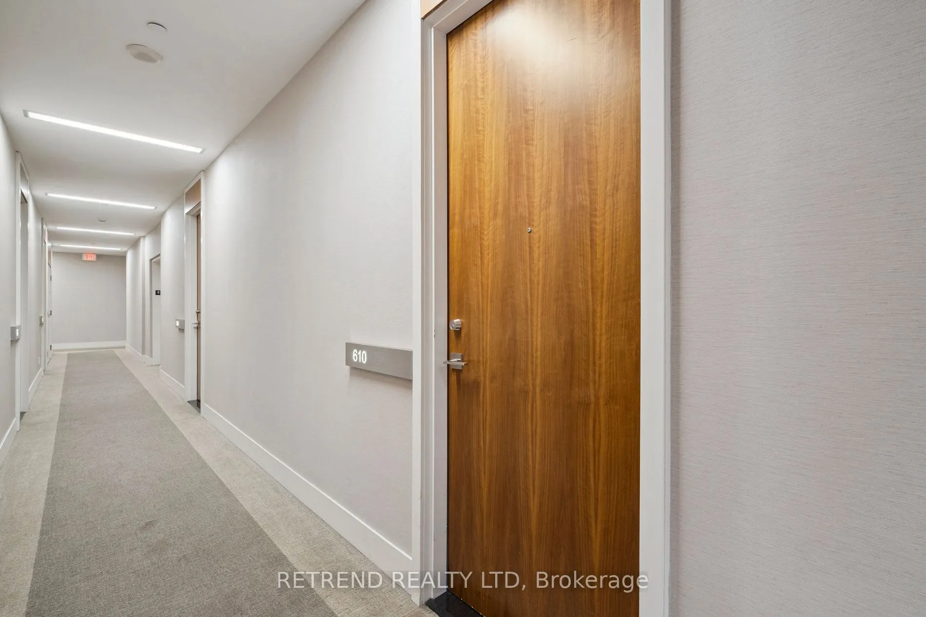111 St Clair Avenue W, #610