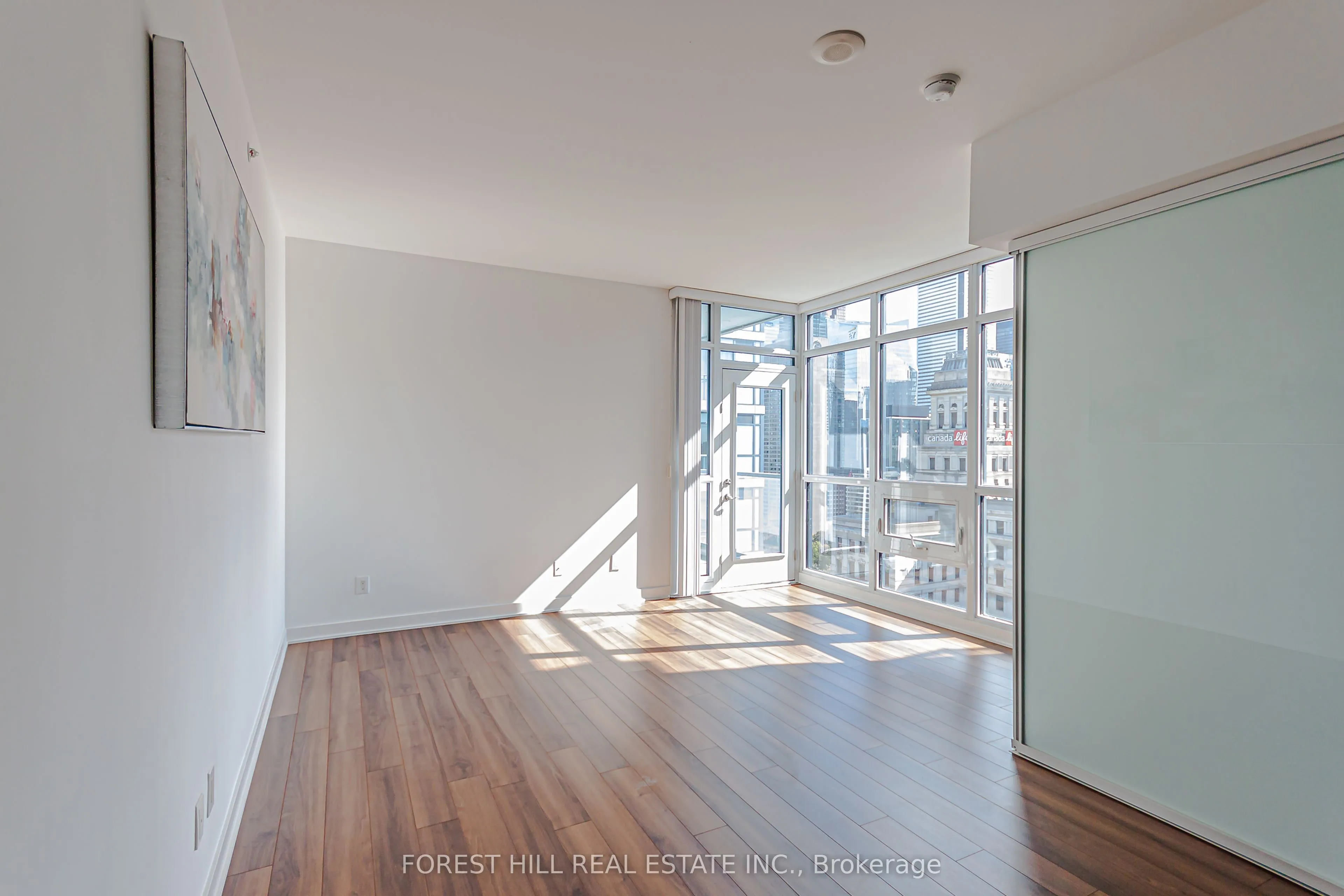 210 Simcoe Street, #2201