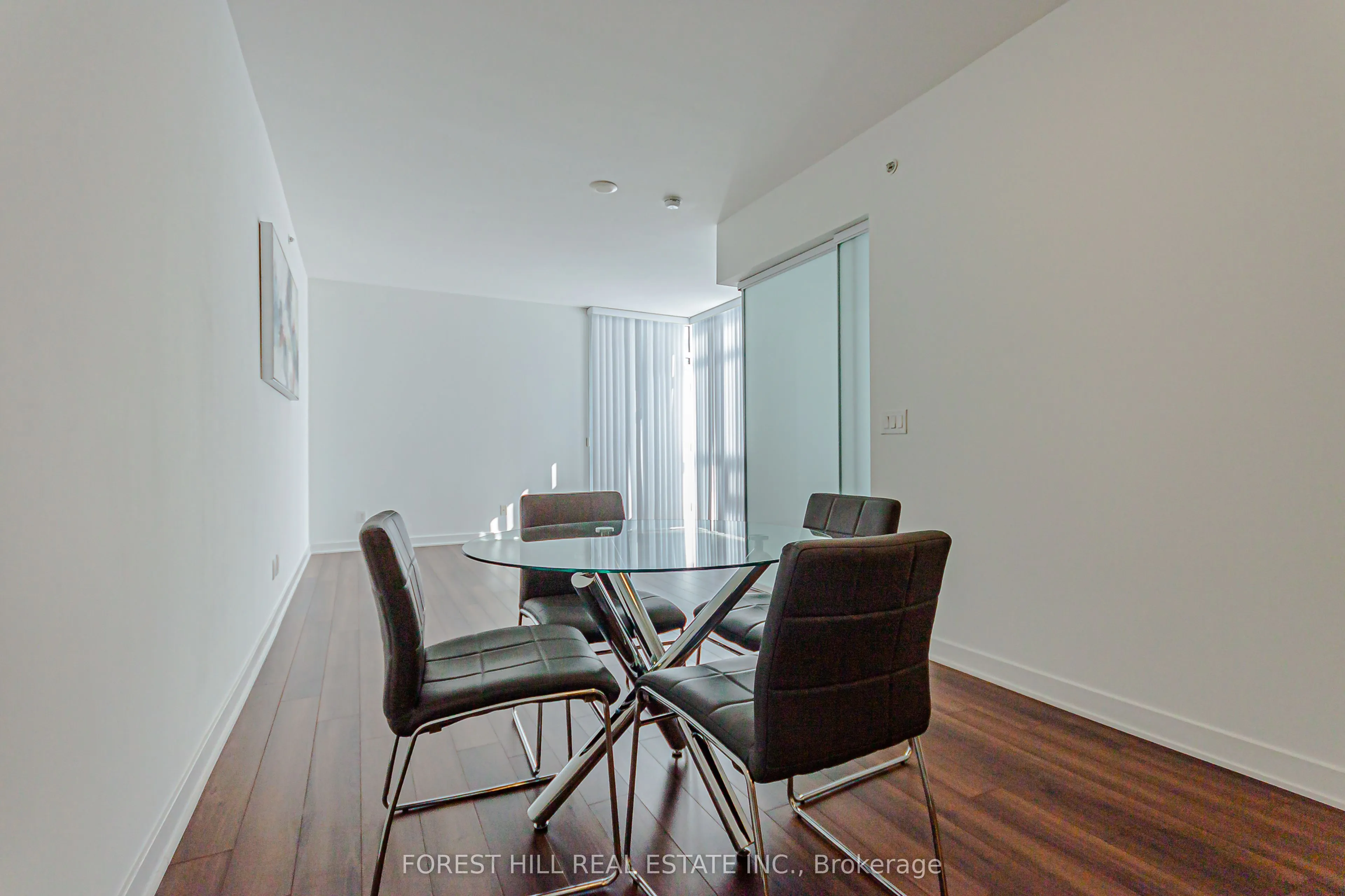 210 Simcoe Street, #2201