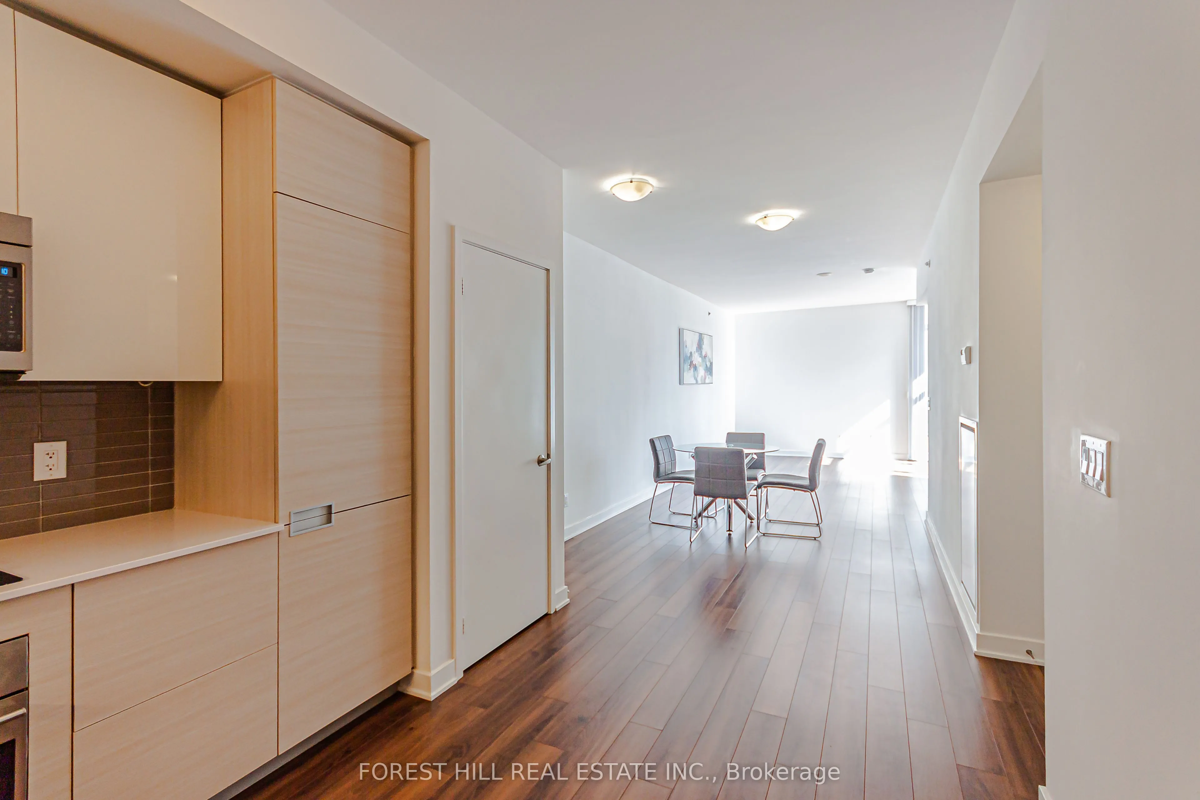 210 Simcoe Street, #2201