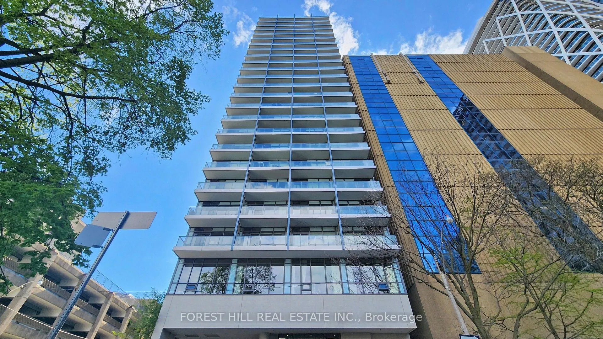 210 Simcoe Street, #2201