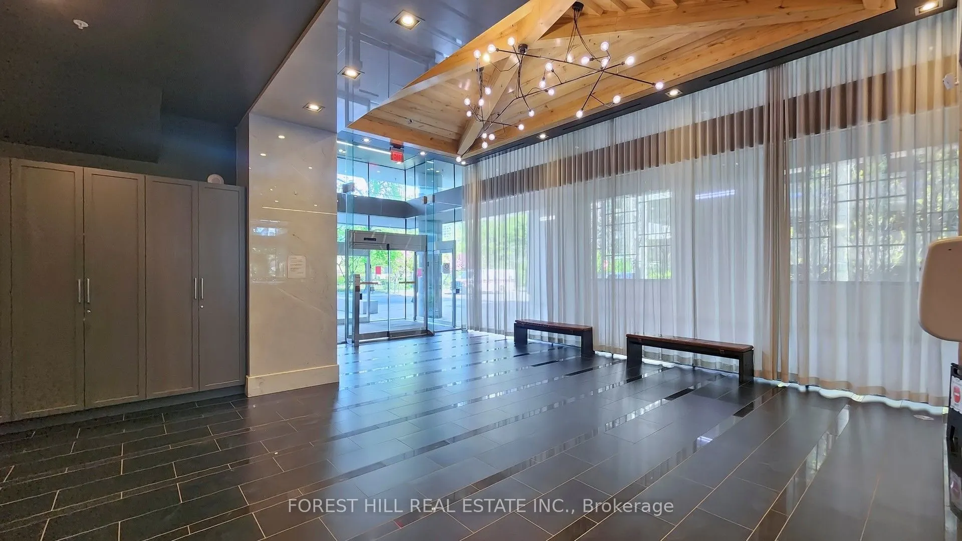 210 Simcoe Street, #2201
