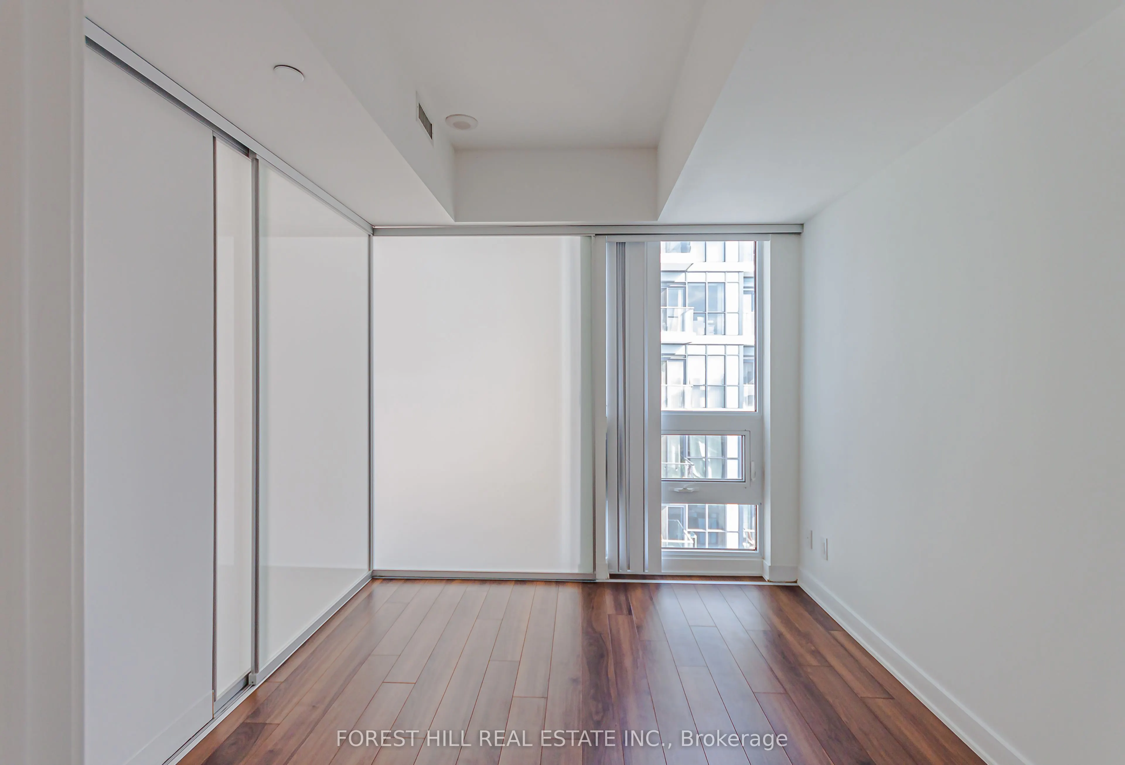 210 Simcoe Street, #2201