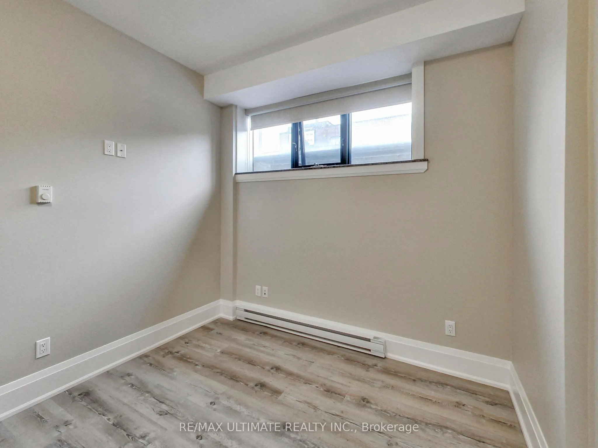 458 Oakwood Avenue, #102