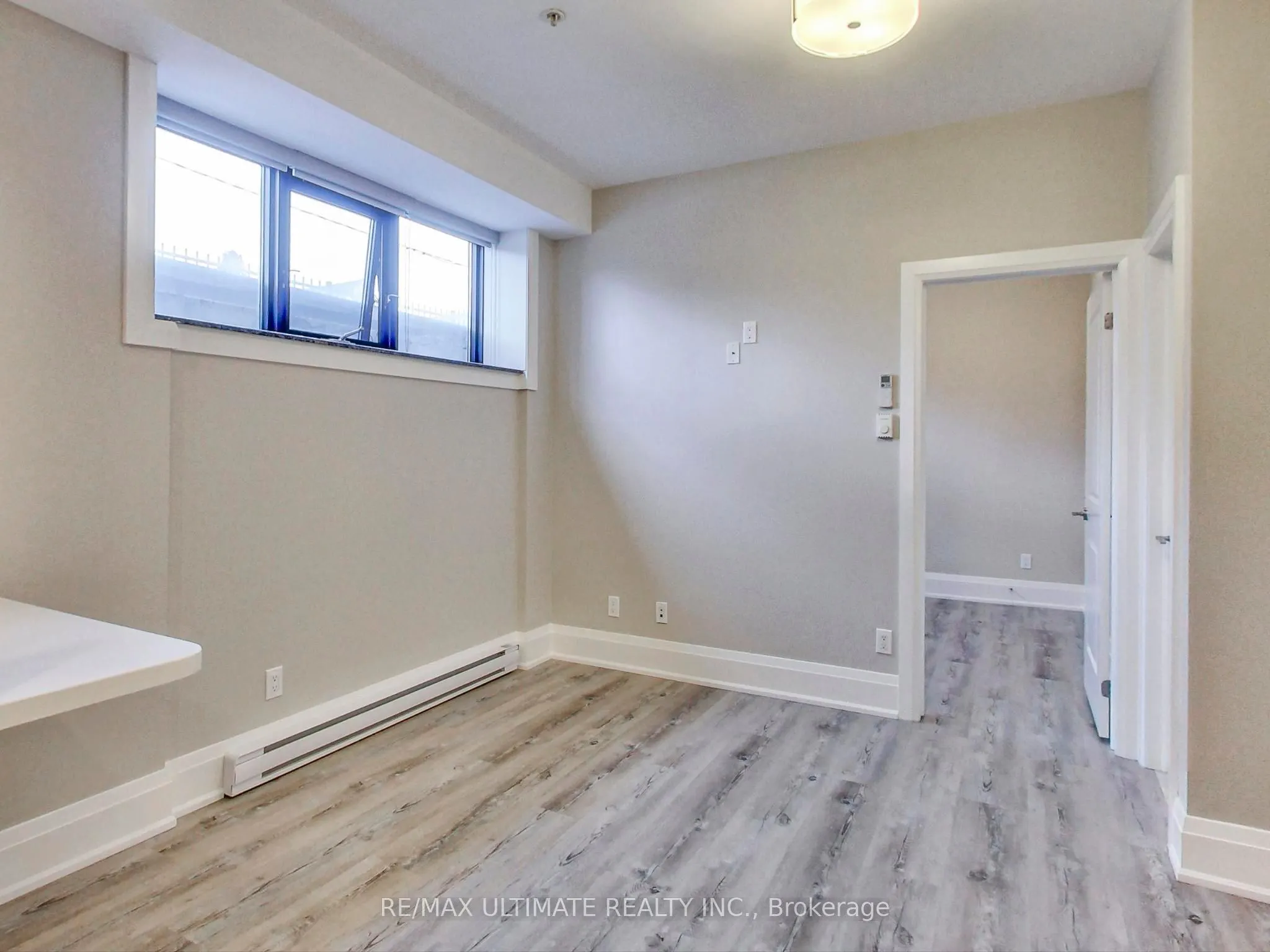 458 Oakwood Avenue, #102