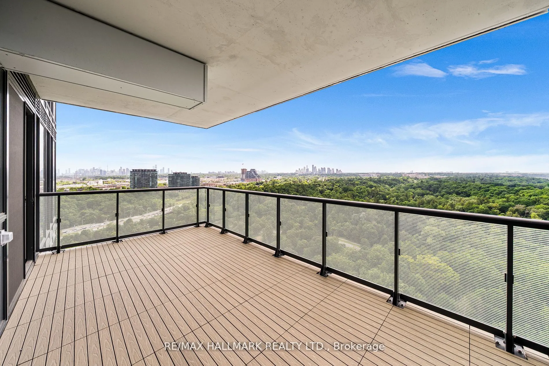 10 Inn On The Park Drive, #1710