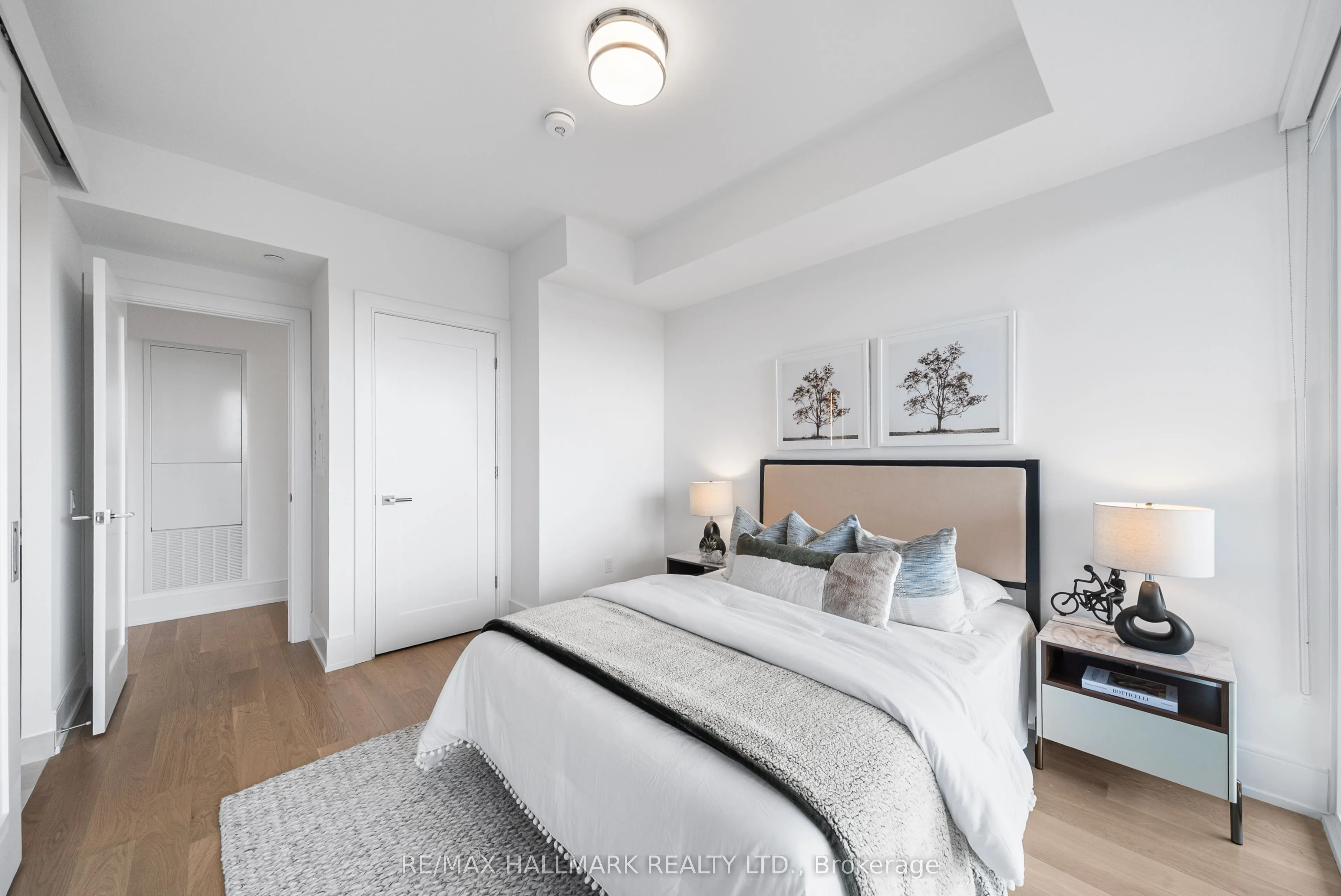 10 Inn On The Park Drive, #1710