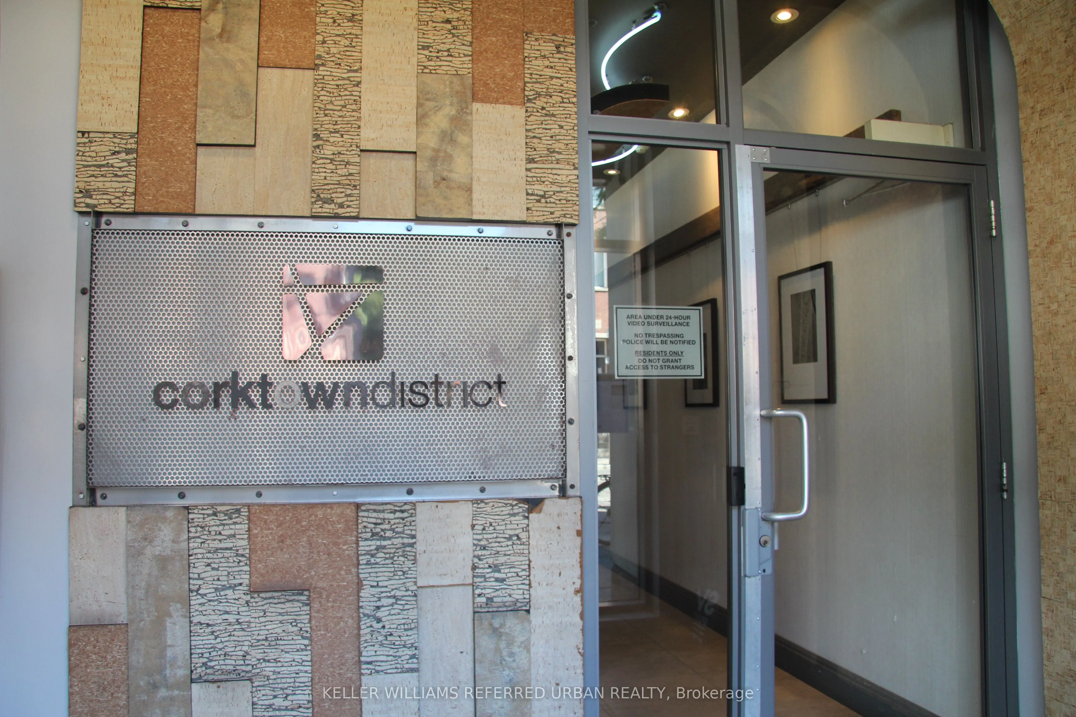 569 King Street E, #204