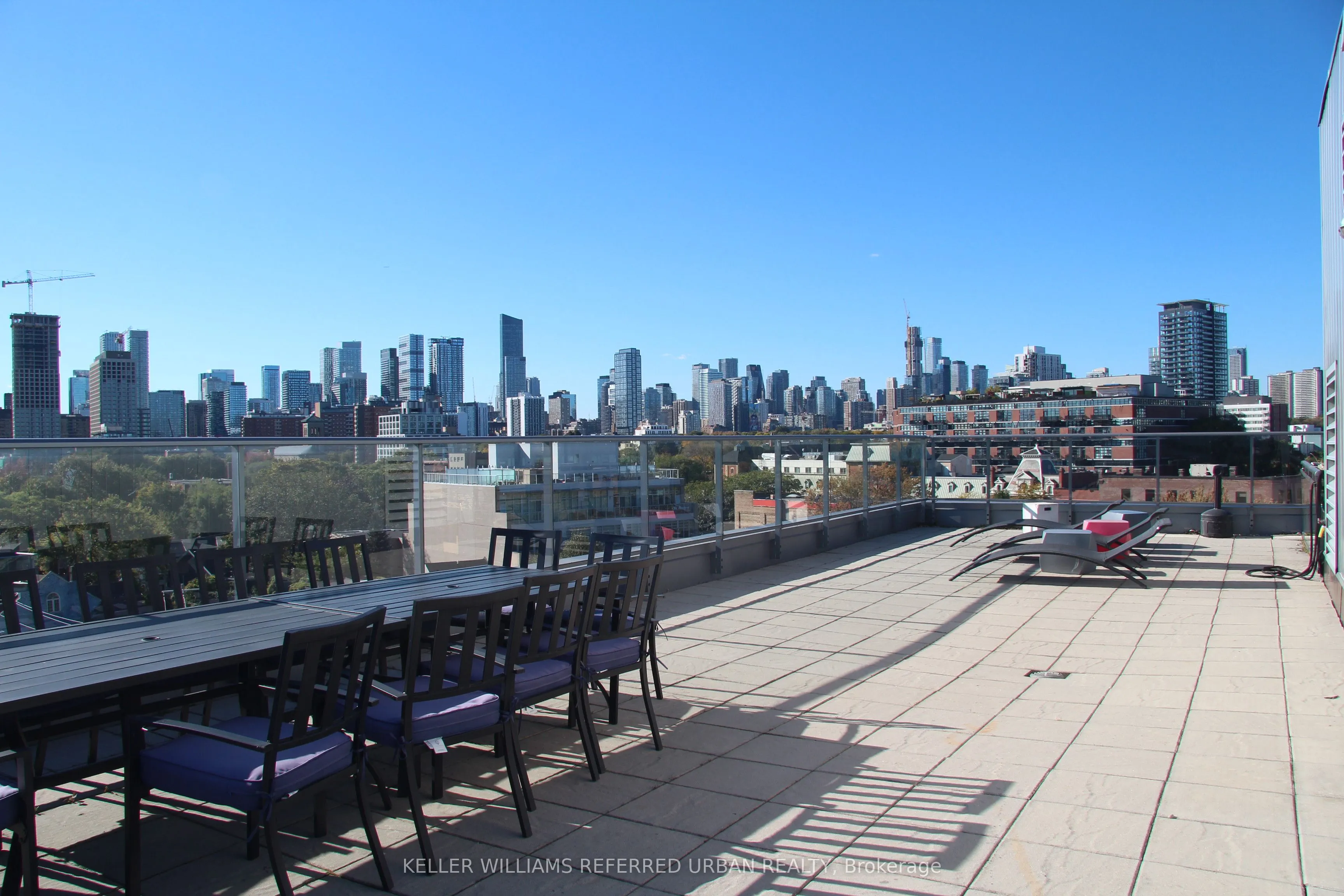 569 King Street E, #204