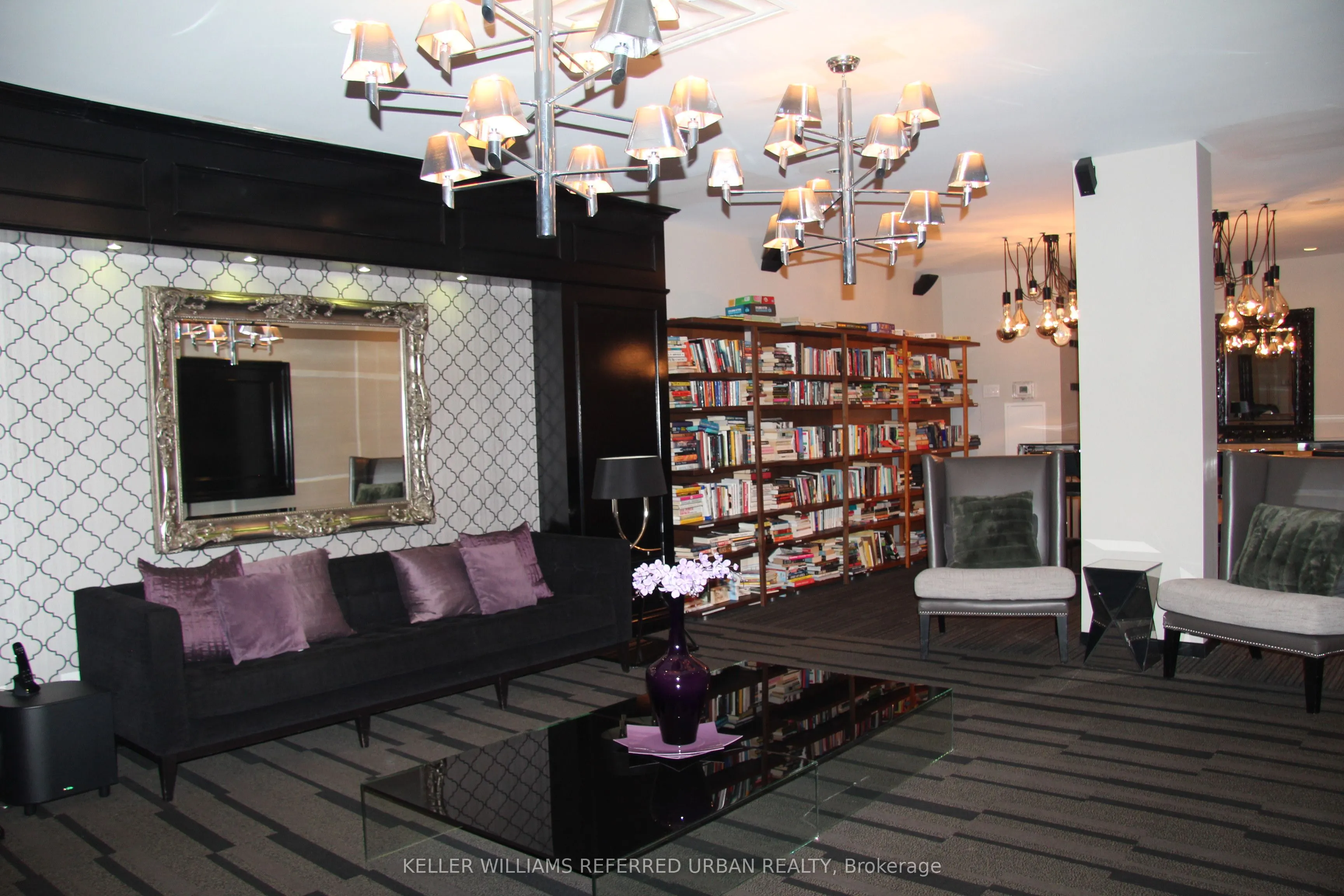 569 King Street E, #204