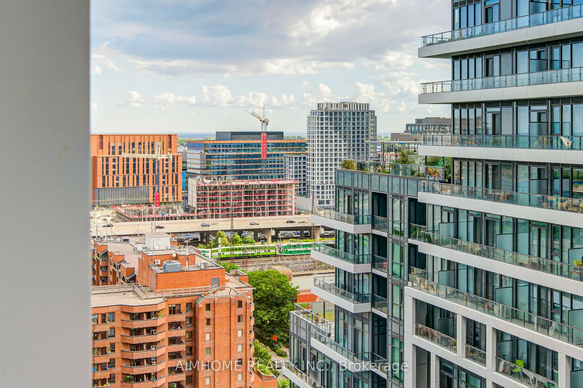 70 Princess Street, #1723