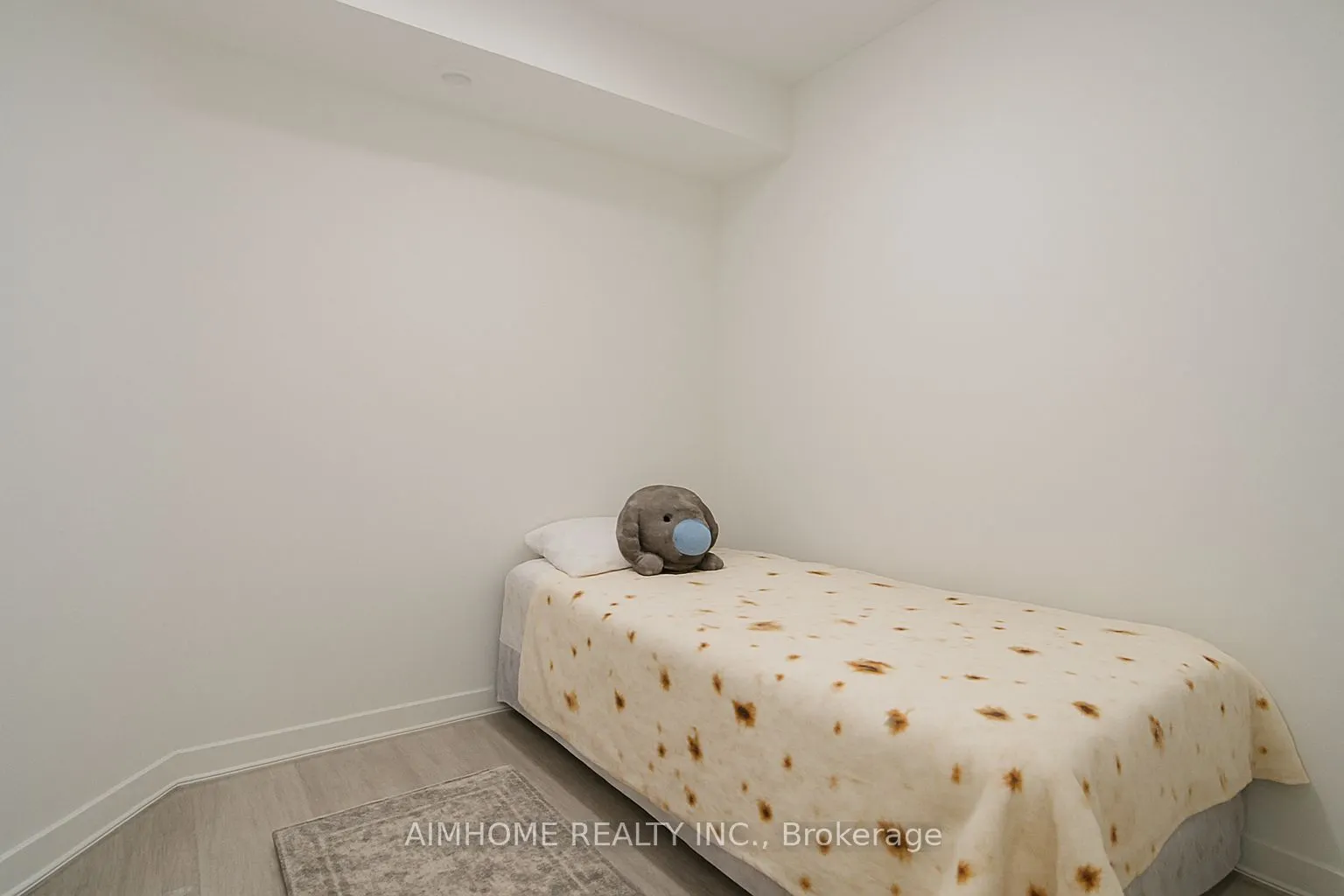 70 Princess Street, #1723