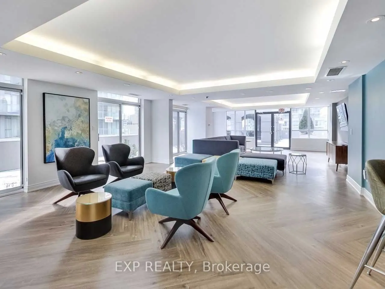 140 Simcoe Street, #512