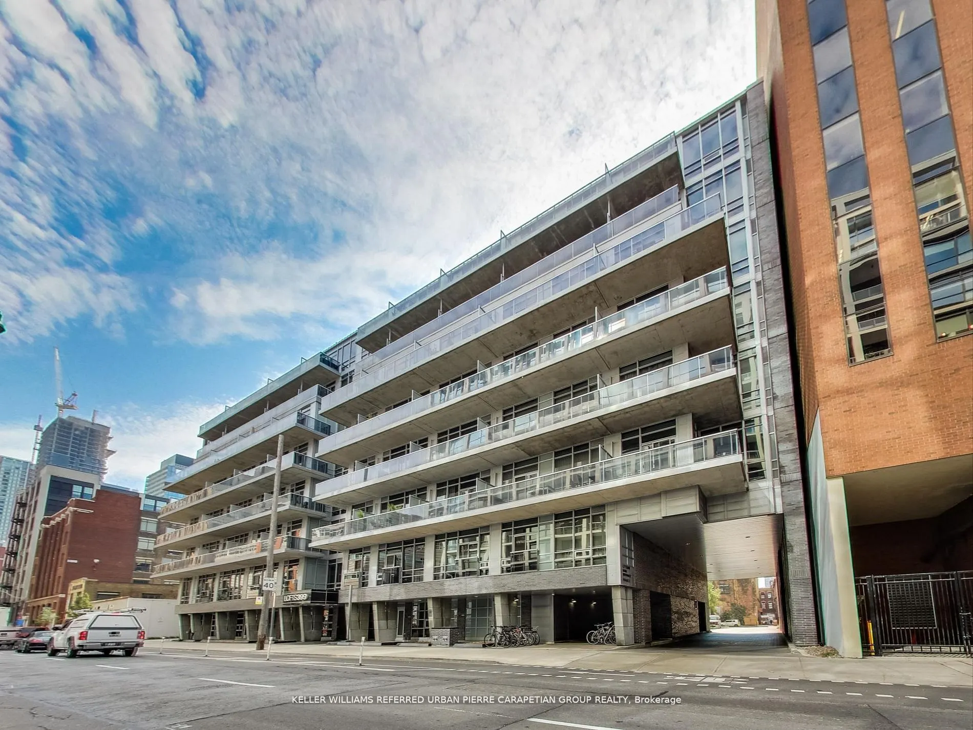 399 Adelaide Street W, #520