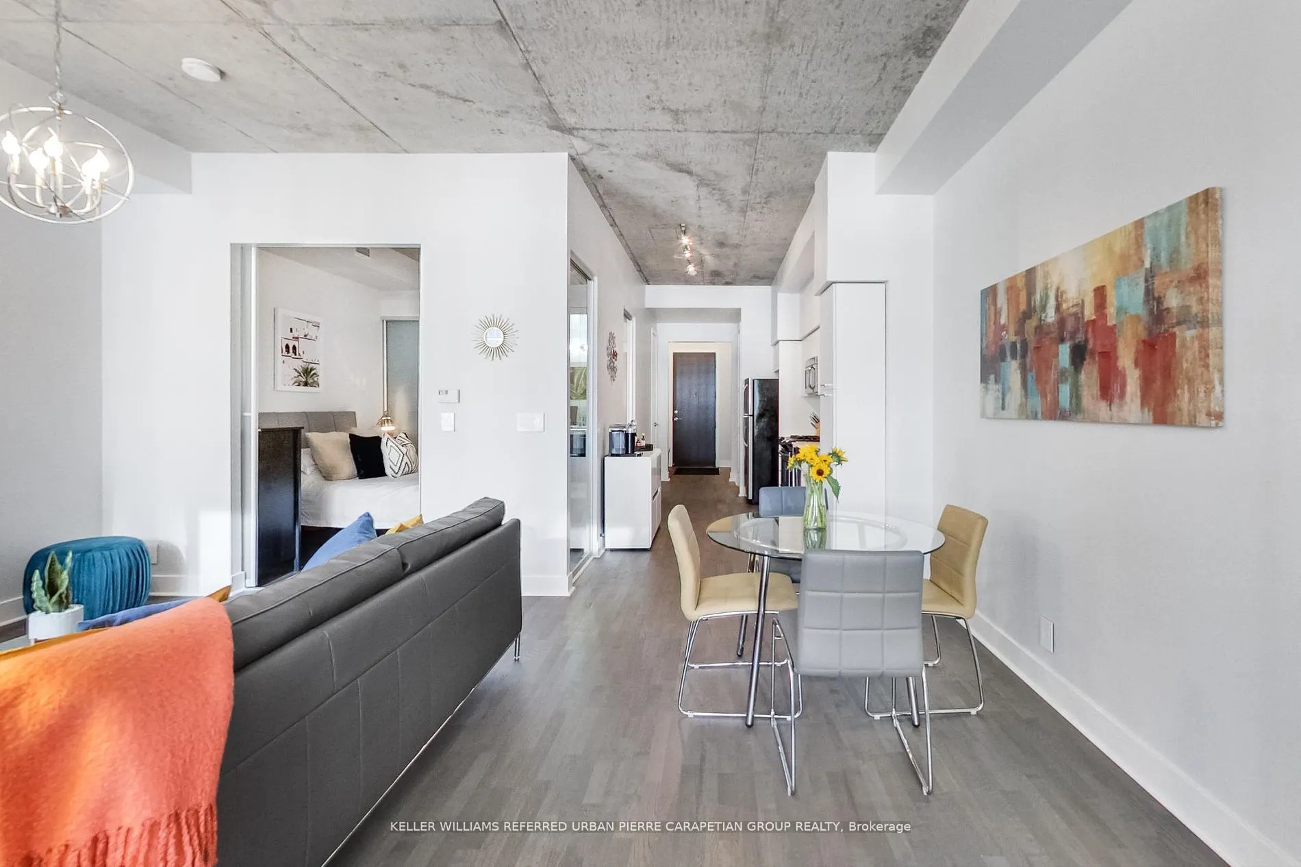 399 Adelaide Street W, #520