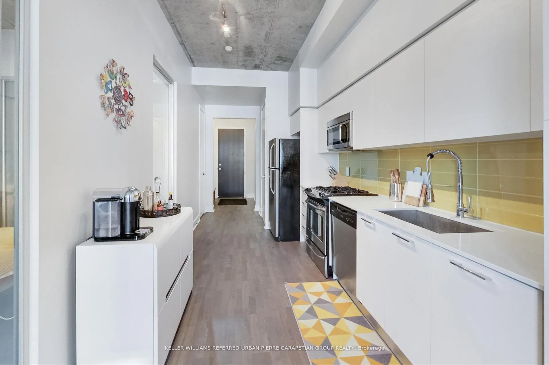 399 Adelaide Street W, #520