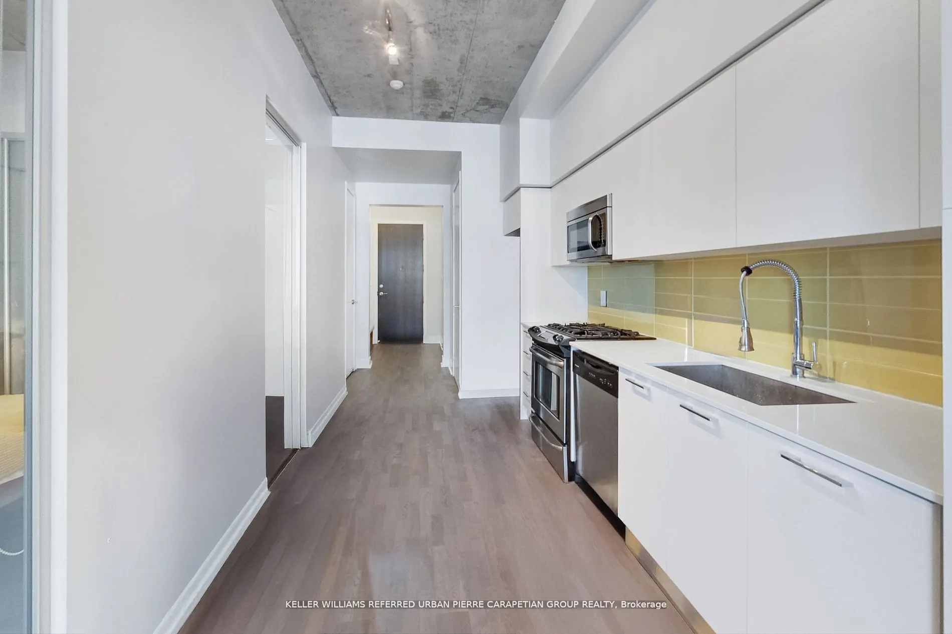 399 Adelaide Street W, #520