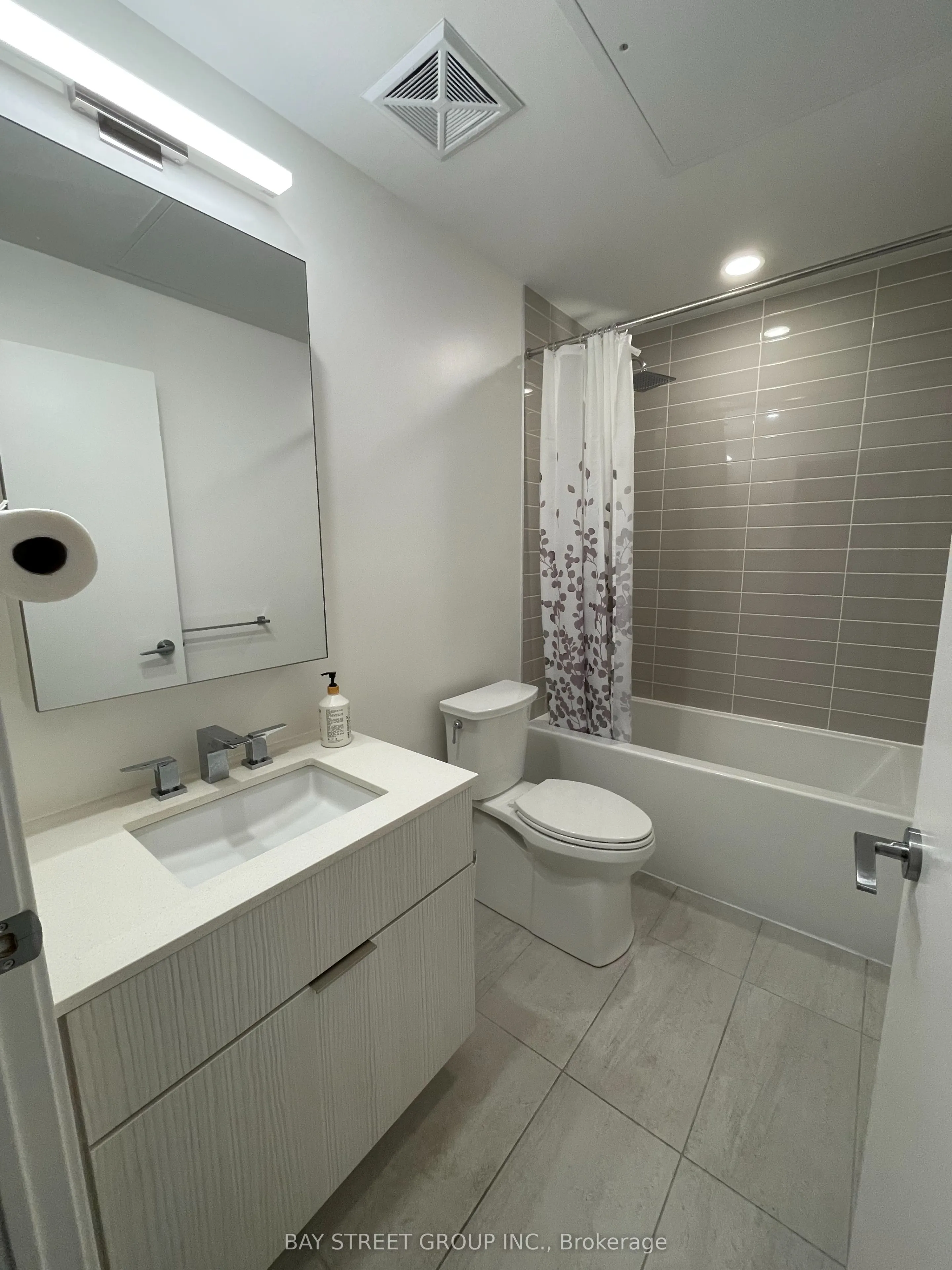 25 Richmond Street E, #3315