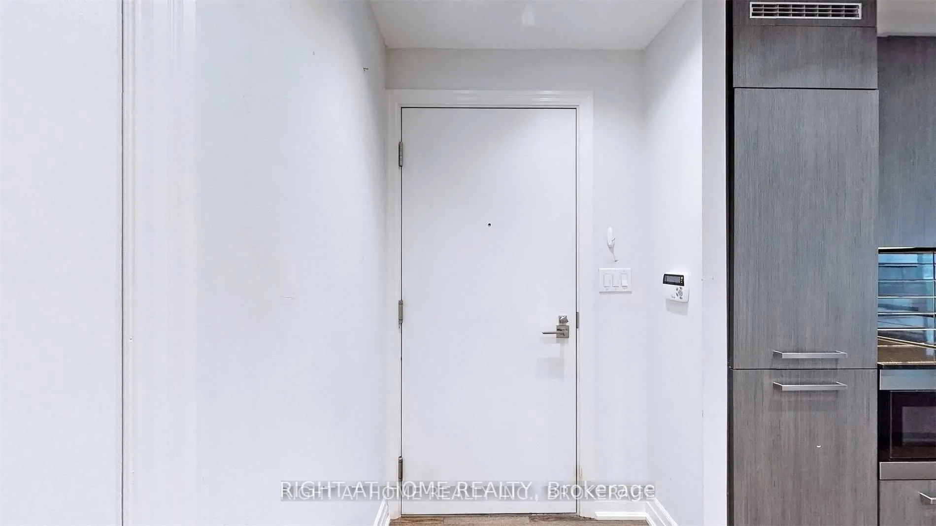 8 The Esplanade Avenue, #1512