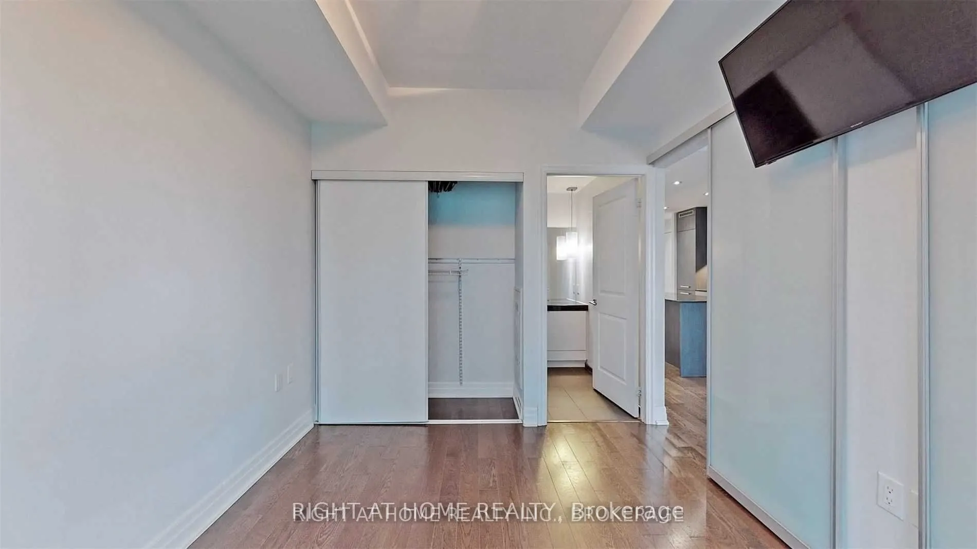 8 The Esplanade Avenue, #1512
