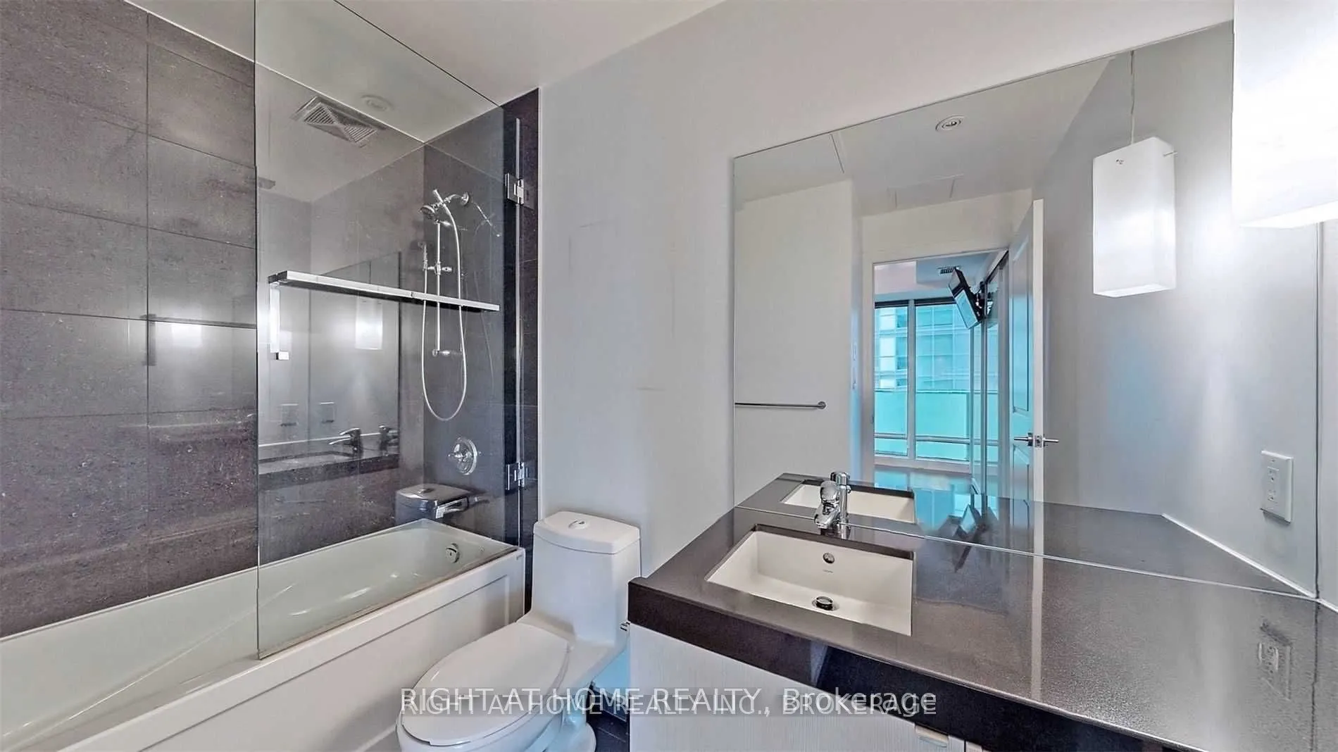 8 The Esplanade Avenue, #1512