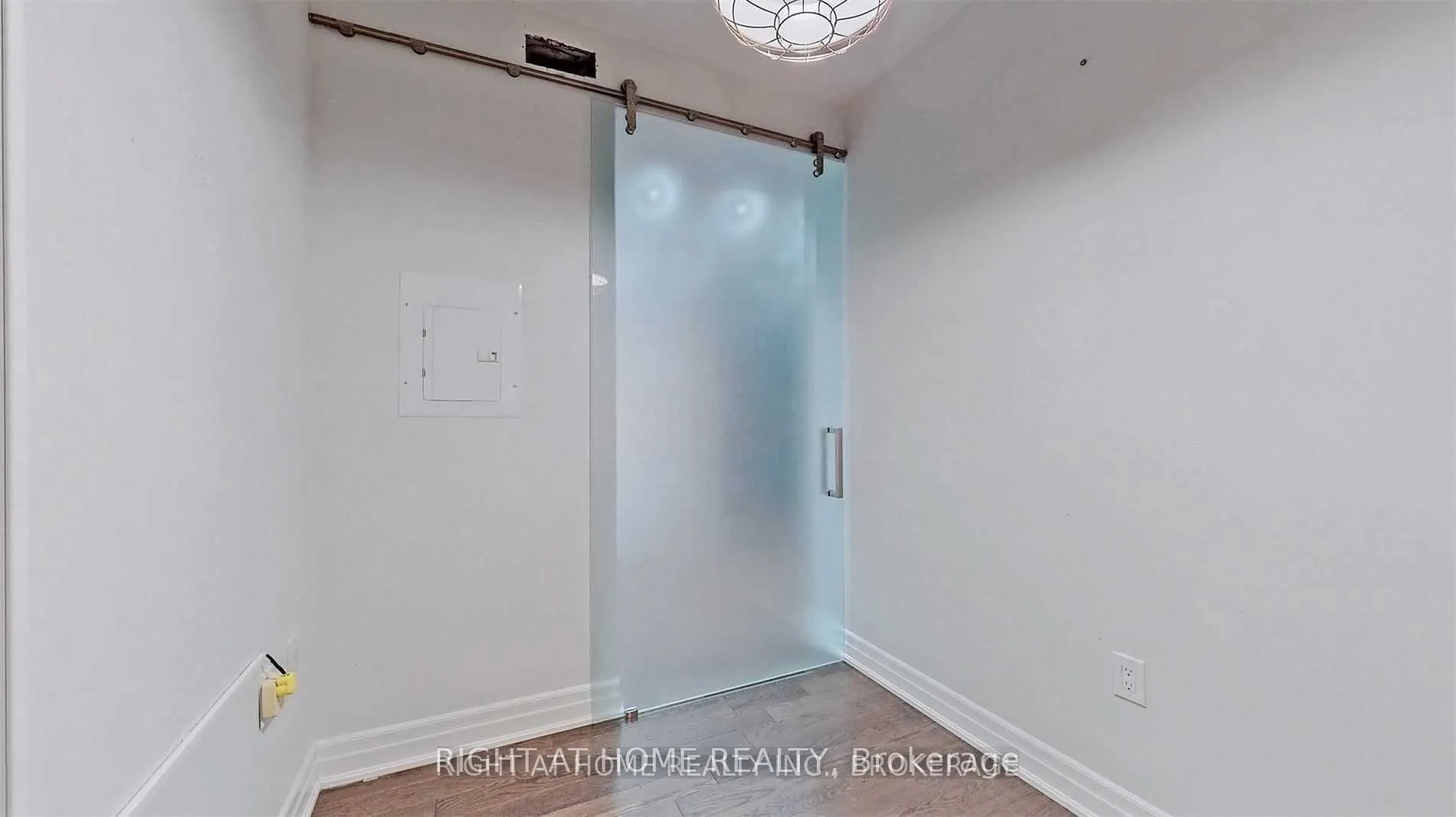 8 The Esplanade Avenue, #1512