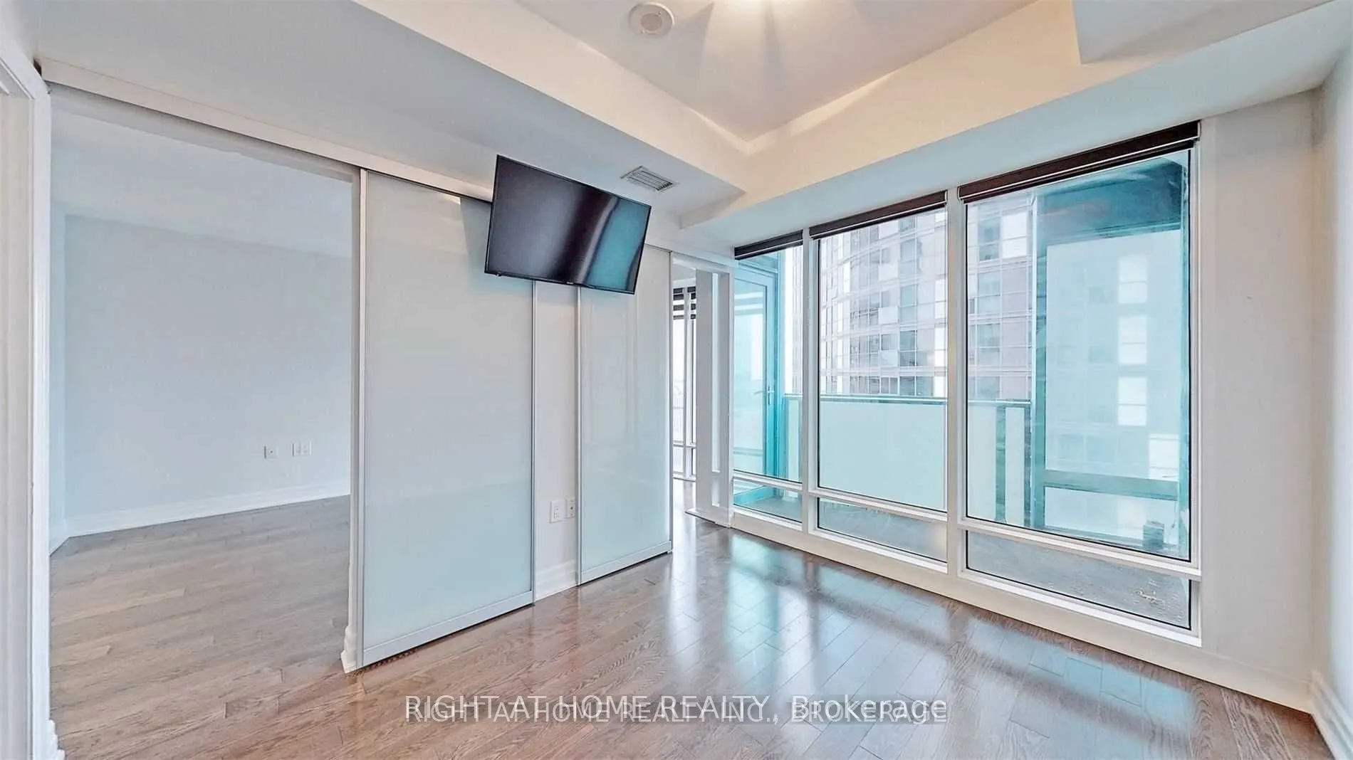 8 The Esplanade Avenue, #1512
