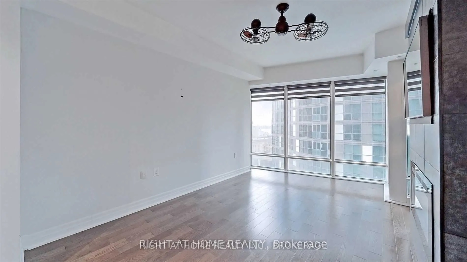 8 The Esplanade Avenue, #1512