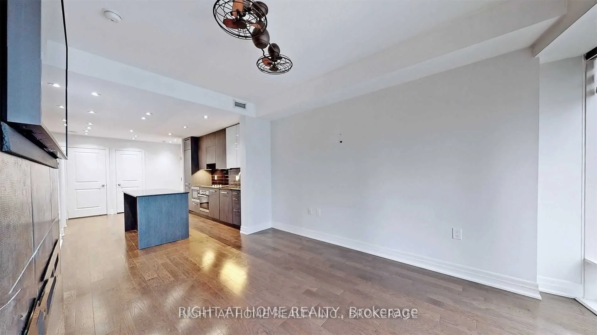 8 The Esplanade Avenue, #1512