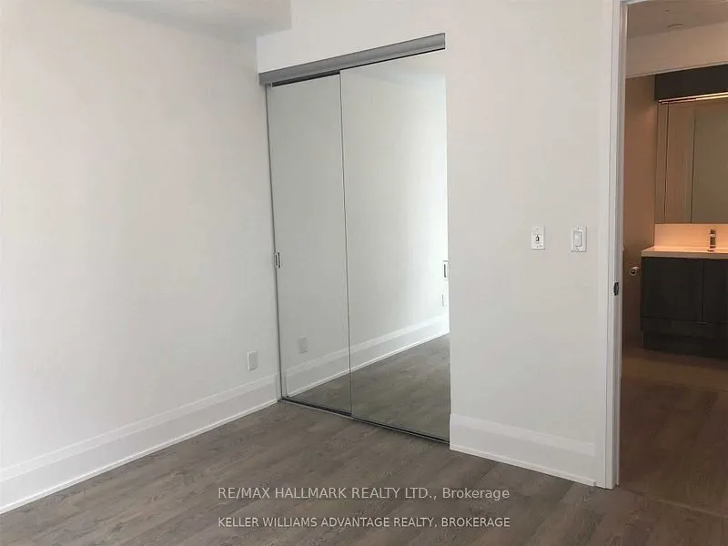 101 Erskine Avenue, #2208