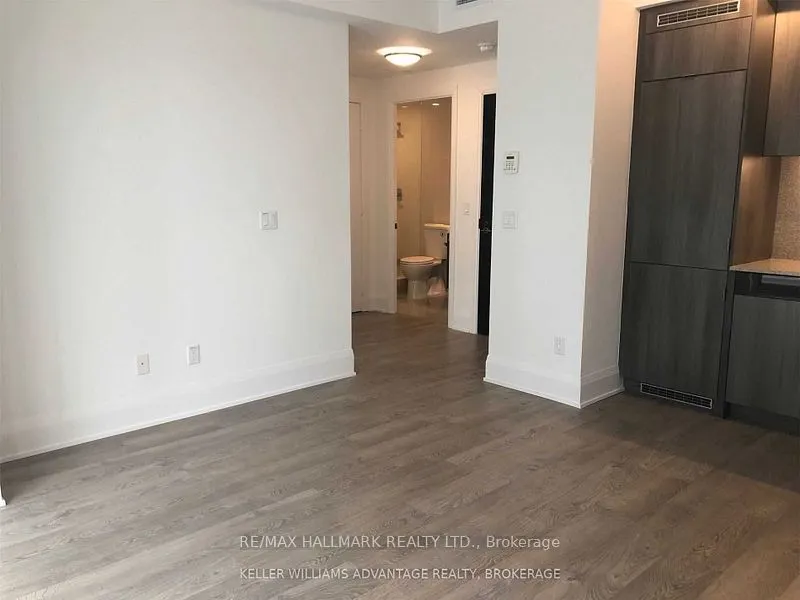101 Erskine Avenue, #2208