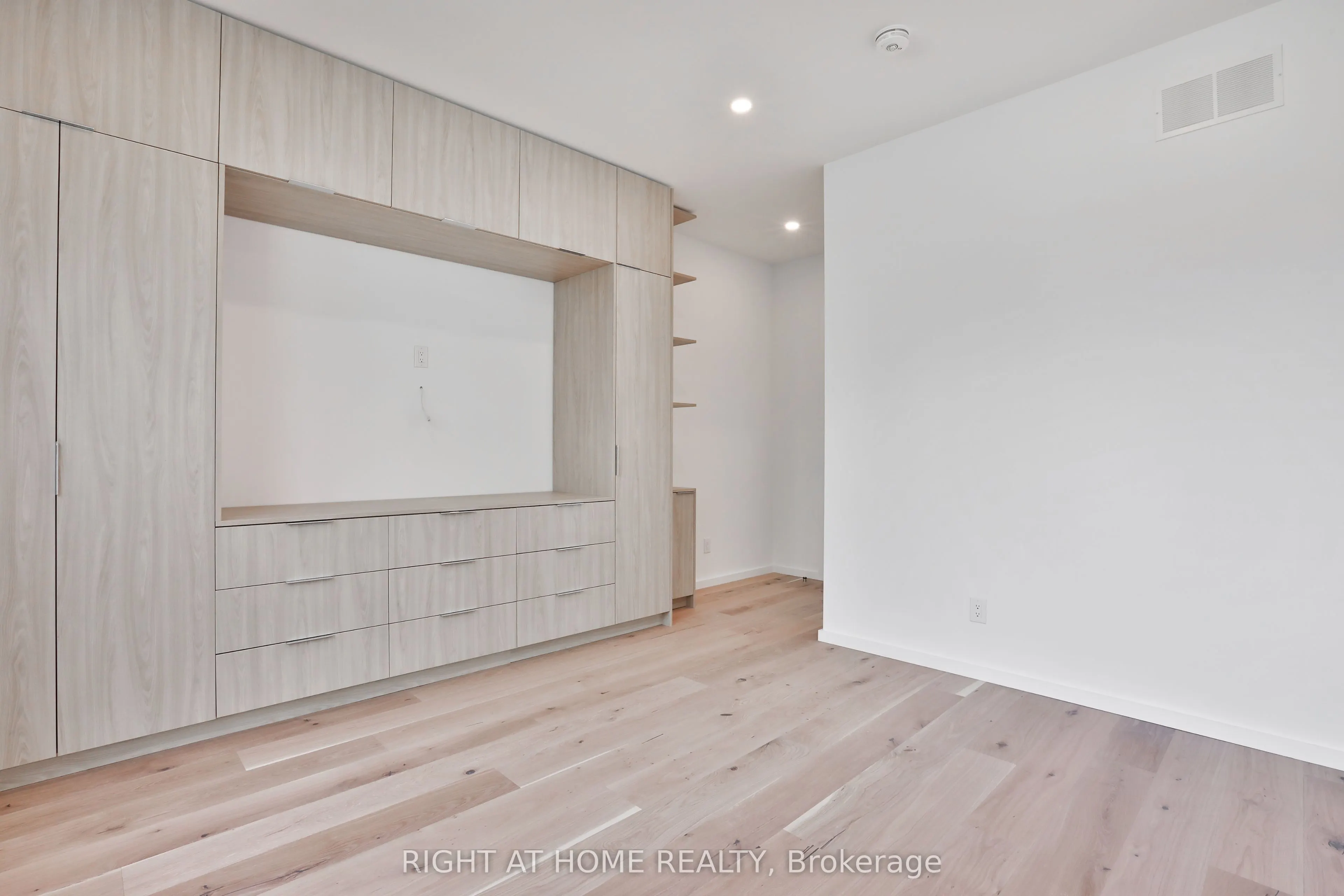 68 Foxley Street, #2