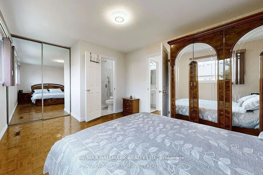56 Carnival Court