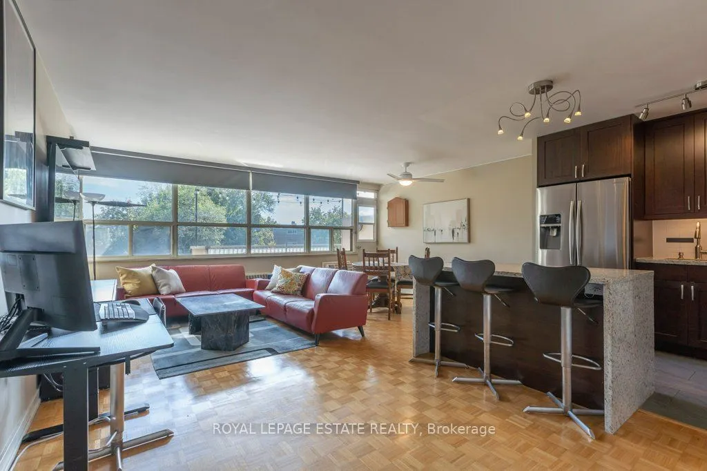 160 The Donway W, #305