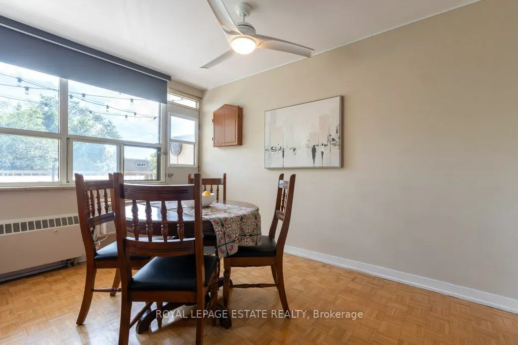 160 The Donway W, #305